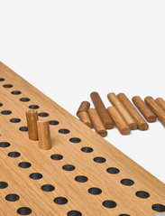 We Do Wood - Scoreboard Large, Vertical - riputuskonksud ja nagid - fsc oak veneer, dots with upcycled plastic - 1