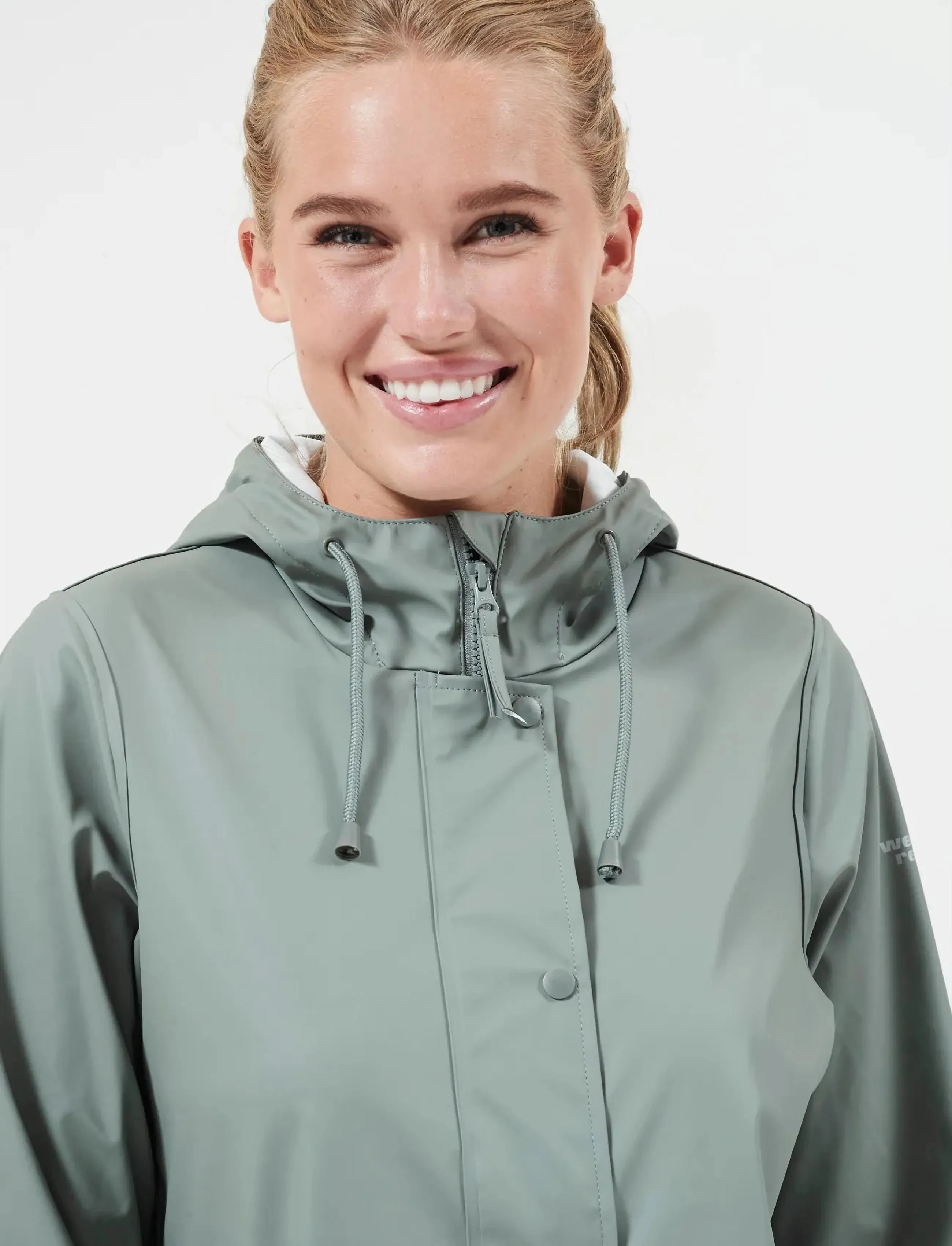 Petra W Rain Jacket 2