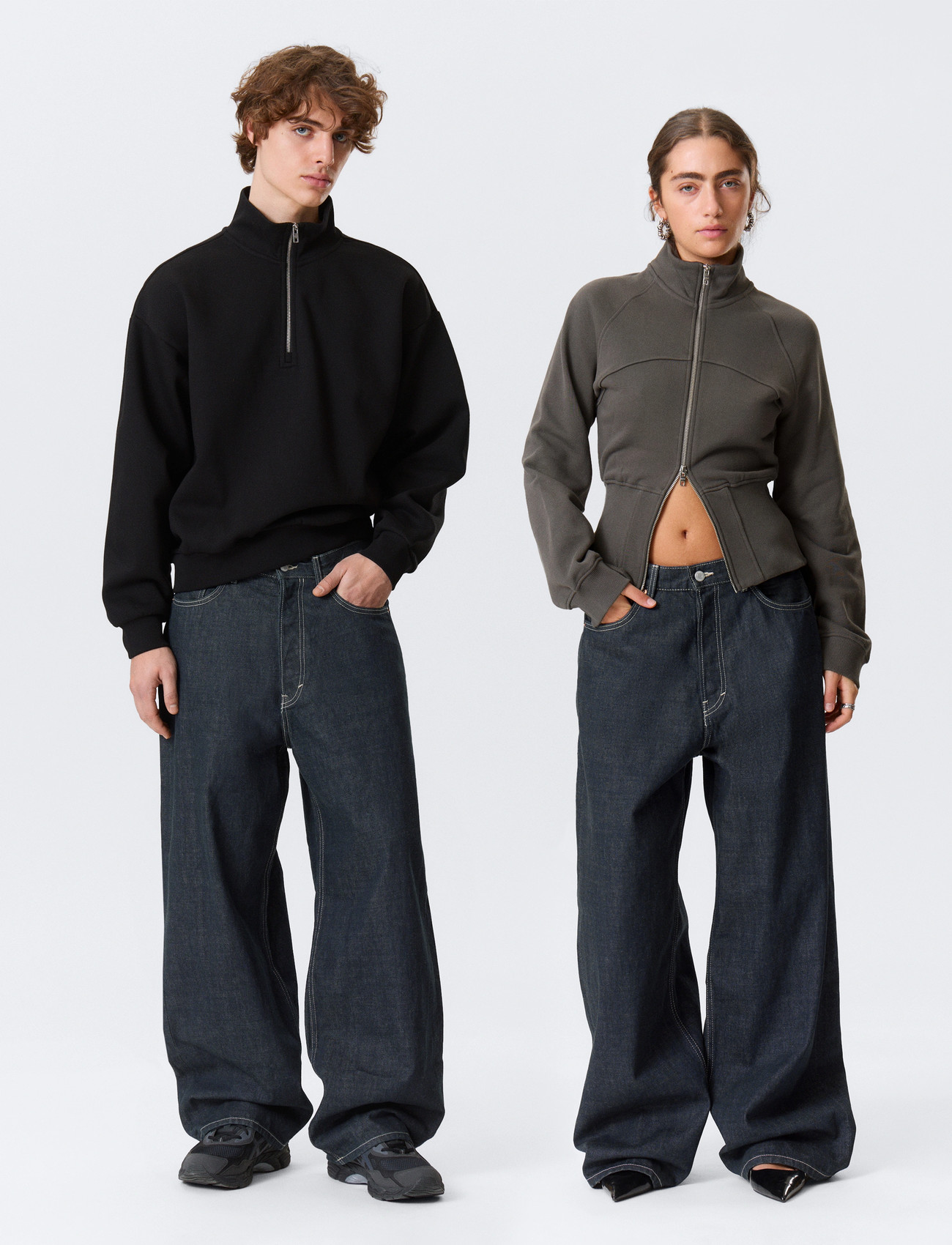 Weekday Astro Mid Rise Loose Baggy Unisex Jeans - - 29 x 32 1