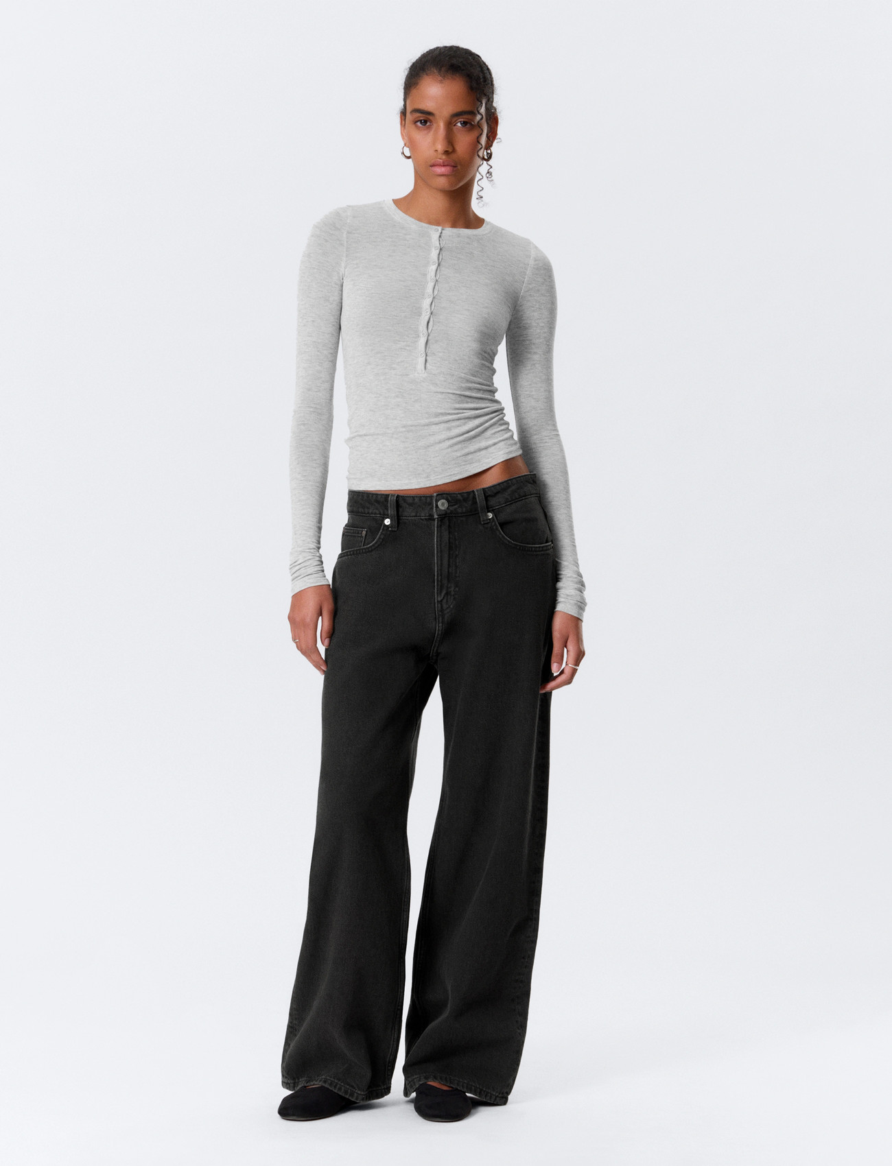 Weekday Missy Low Rise Loose Straight Jeans - Blue - 23 x 32 2