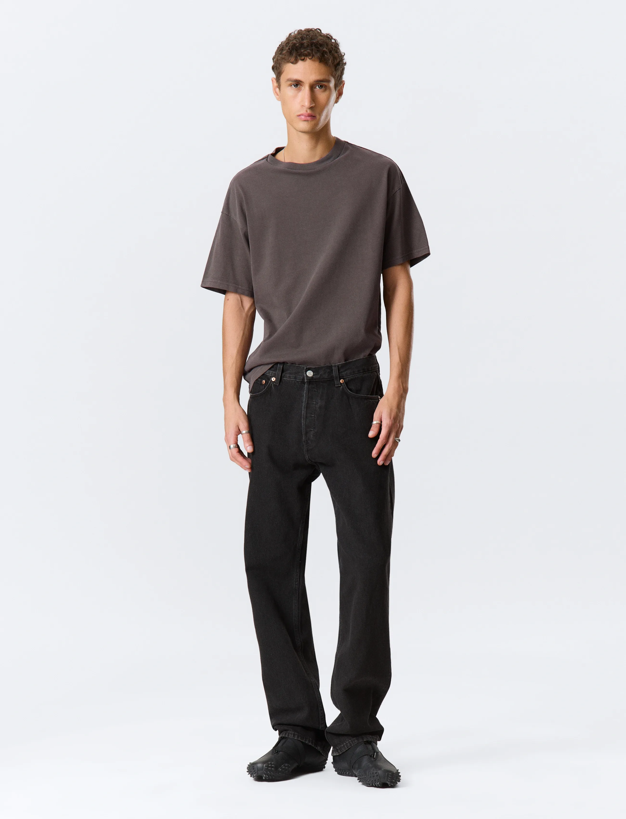 Weekday Space Relaxed Straight Leg Jeans - Jeans - TUNED BLACK / black