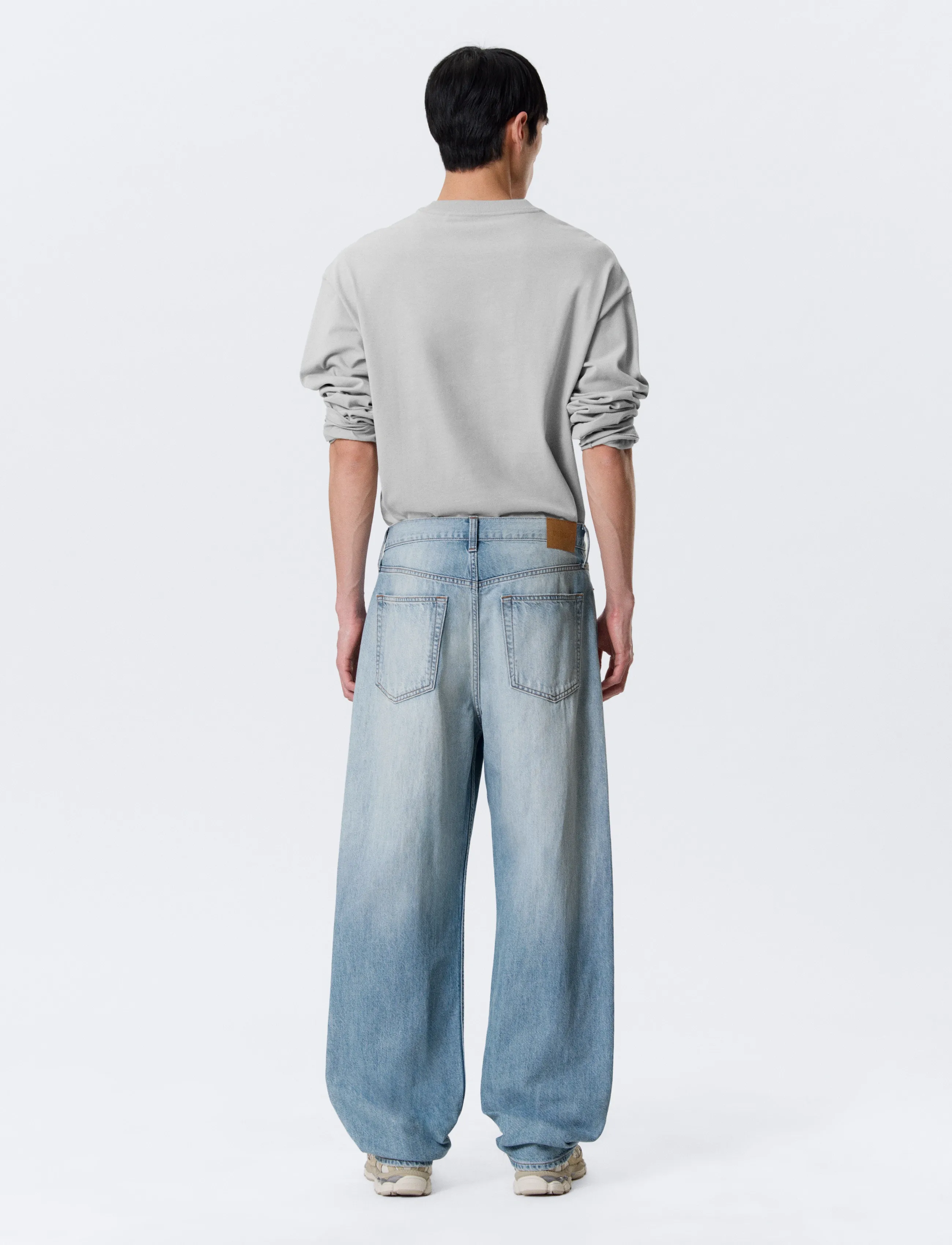 Weekday - Galaxy Mid Rise Loose Straight Leg Unisex Jeans - alt laienevad teksad - kimberley blue - 5