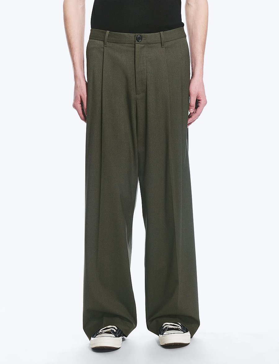 Weekday - Uno Loose Suit Trousers - anzugshosen - khaki green melange - 5