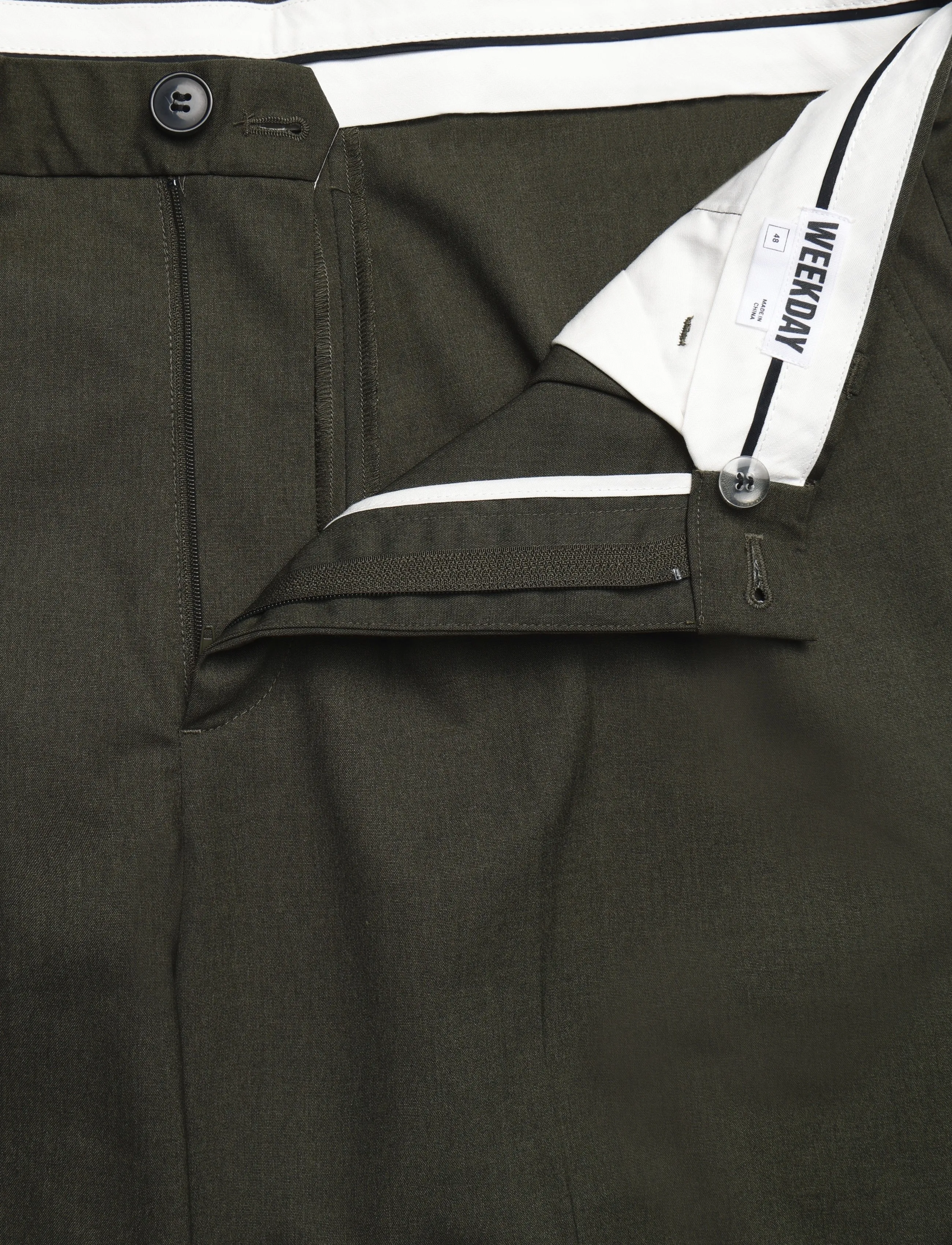 Weekday - Uno Loose Suit Trousers - Ülikonnapüksid - khaki green melange - 3