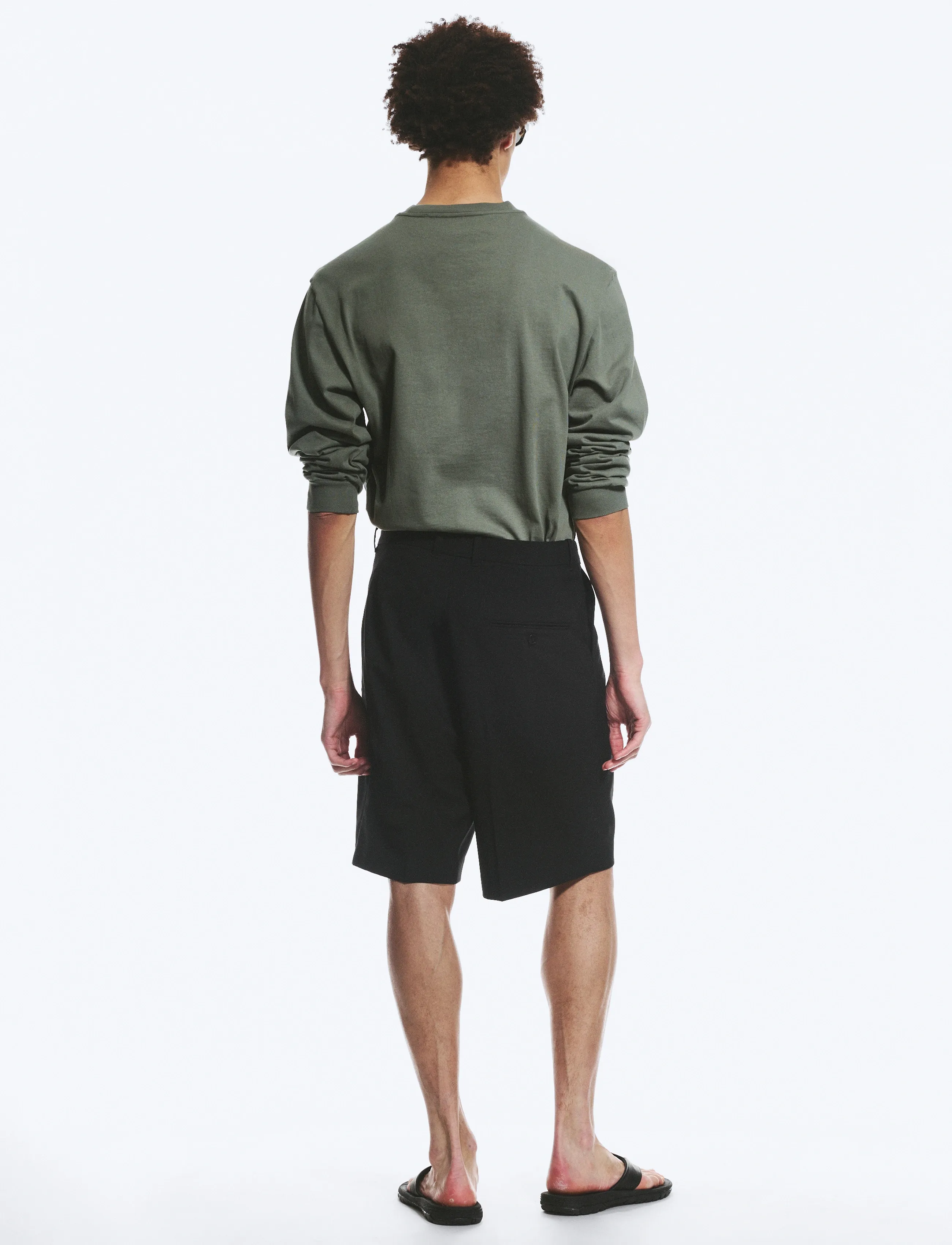 Weekday - Uno Loose Suit Shorts - spodenki chinos - black dark - 4