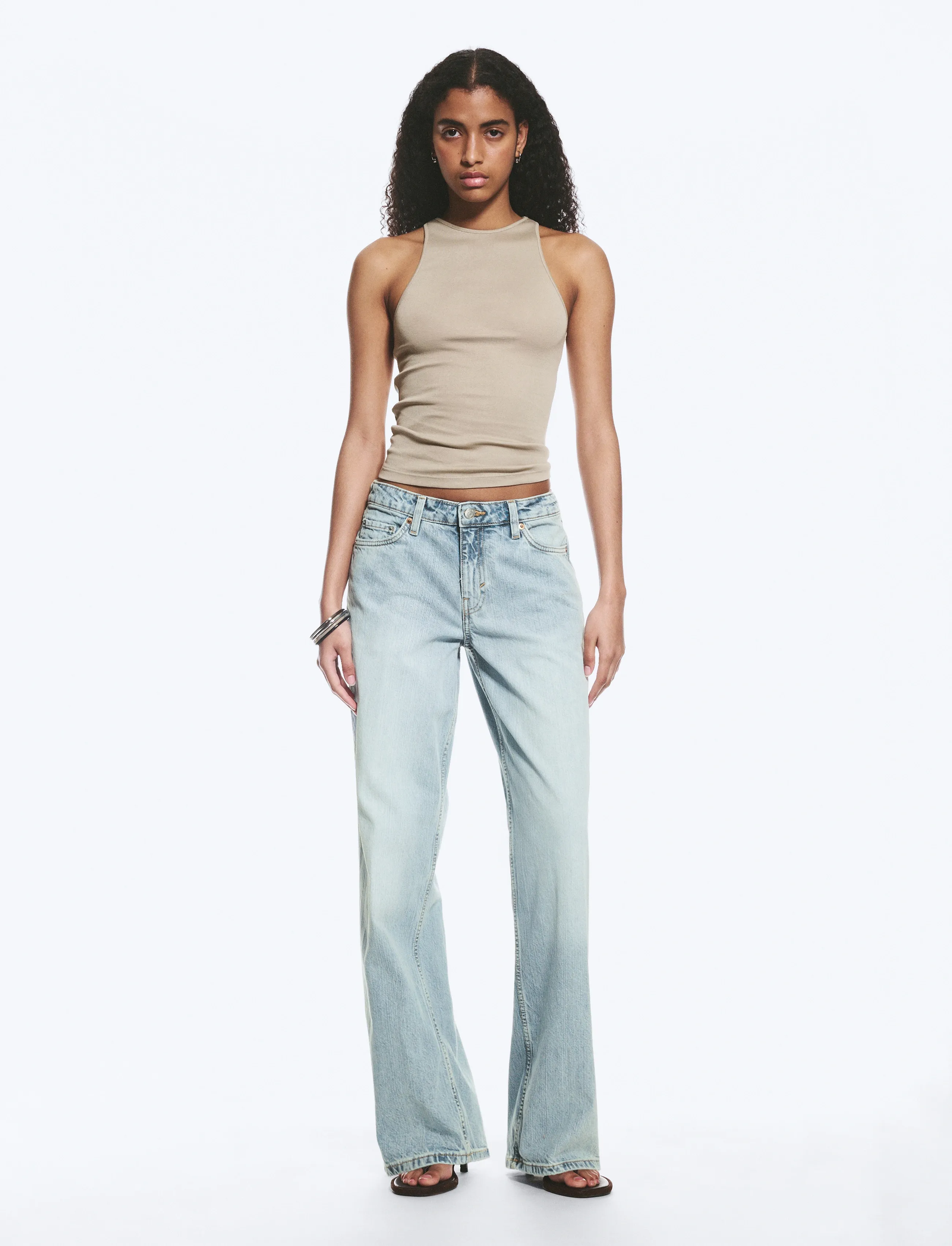 Weekday Ample Low Rise Loose Wide Jeans, 33 x 34, Blue, Jeans > Vidde, Dame