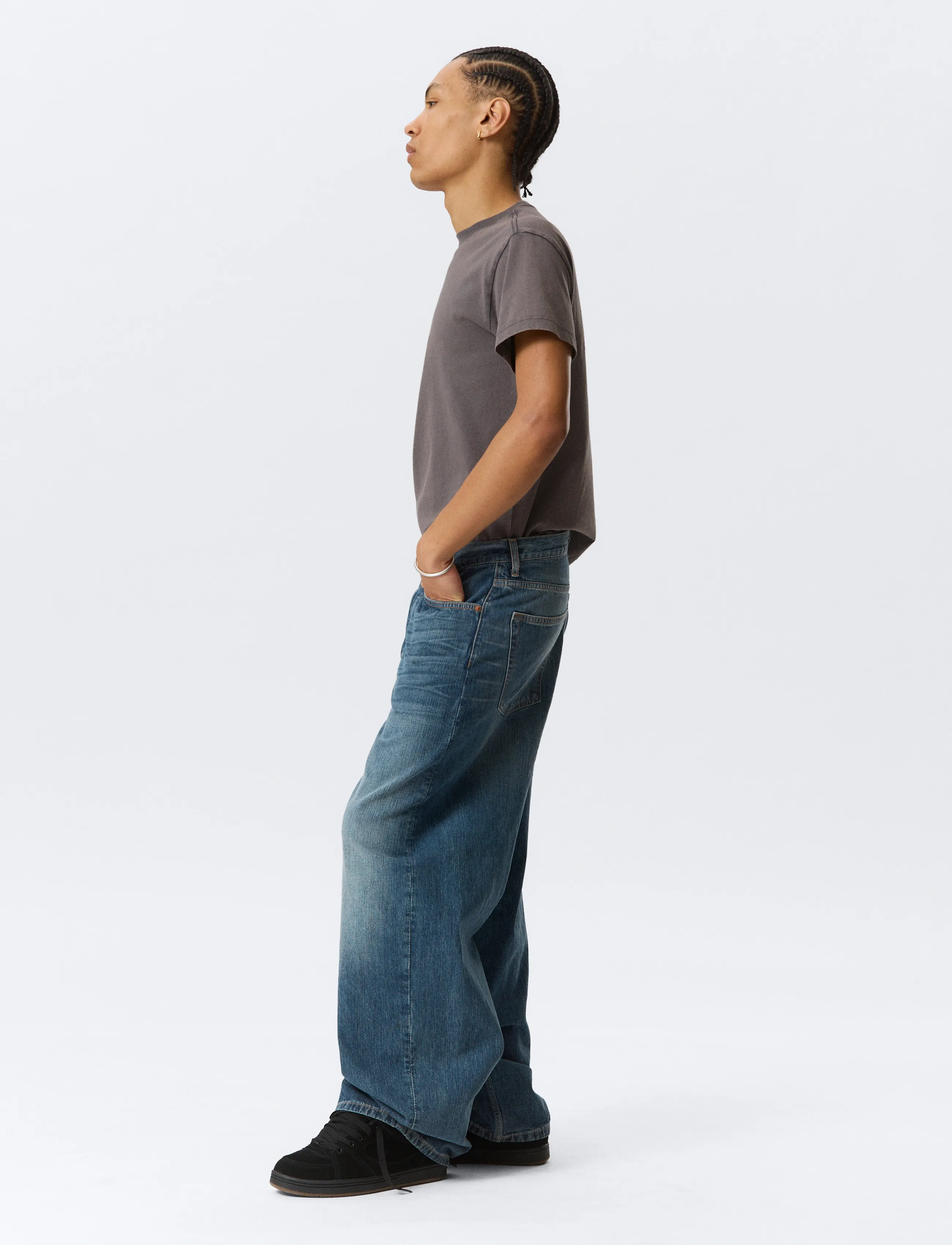 Weekday - Astro Mid Rise Loose Baggy Unisex Jeans - alt laienevad teksad - blue hymn - 4