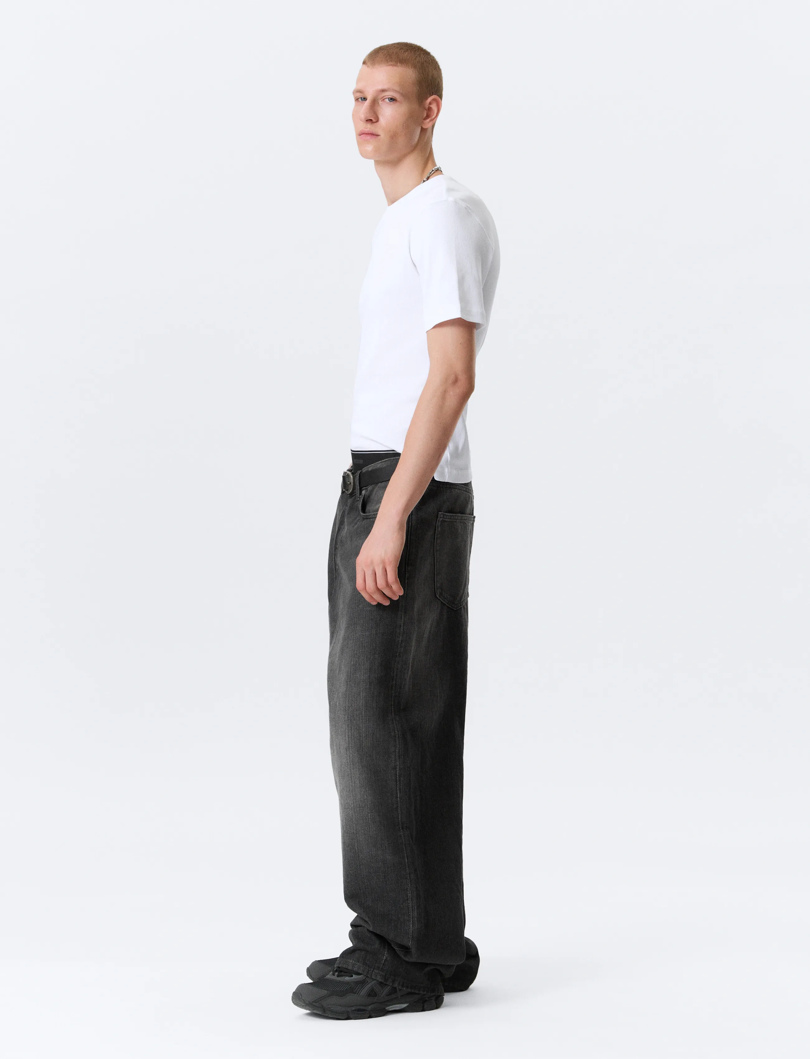 Weekday - Astro Mid Rise Loose Baggy Unisex Jeans - loose jeans - chelsea black - 5