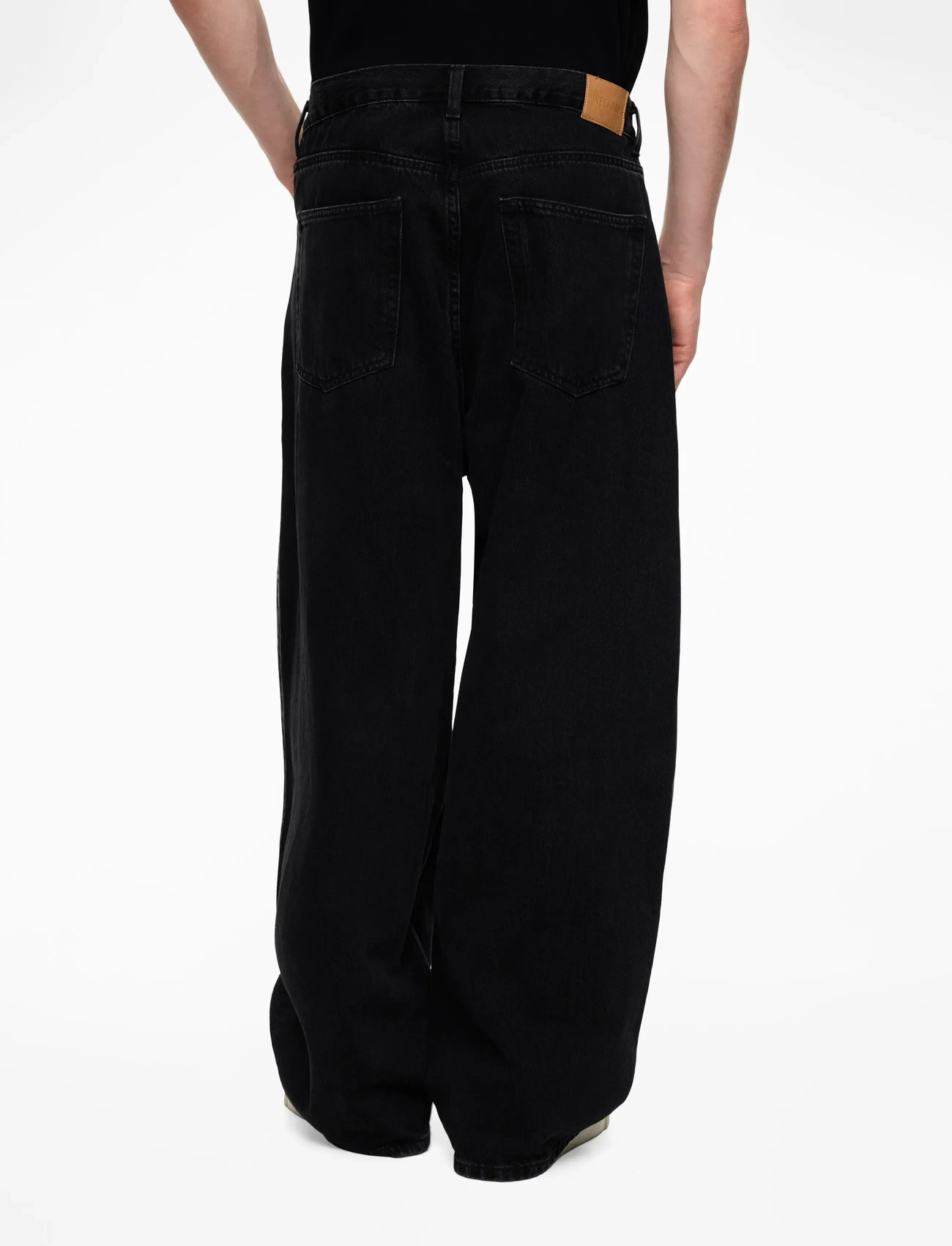 Weekday Astro Loose Baggy Leg Jeans (WEE1114252) - Loose