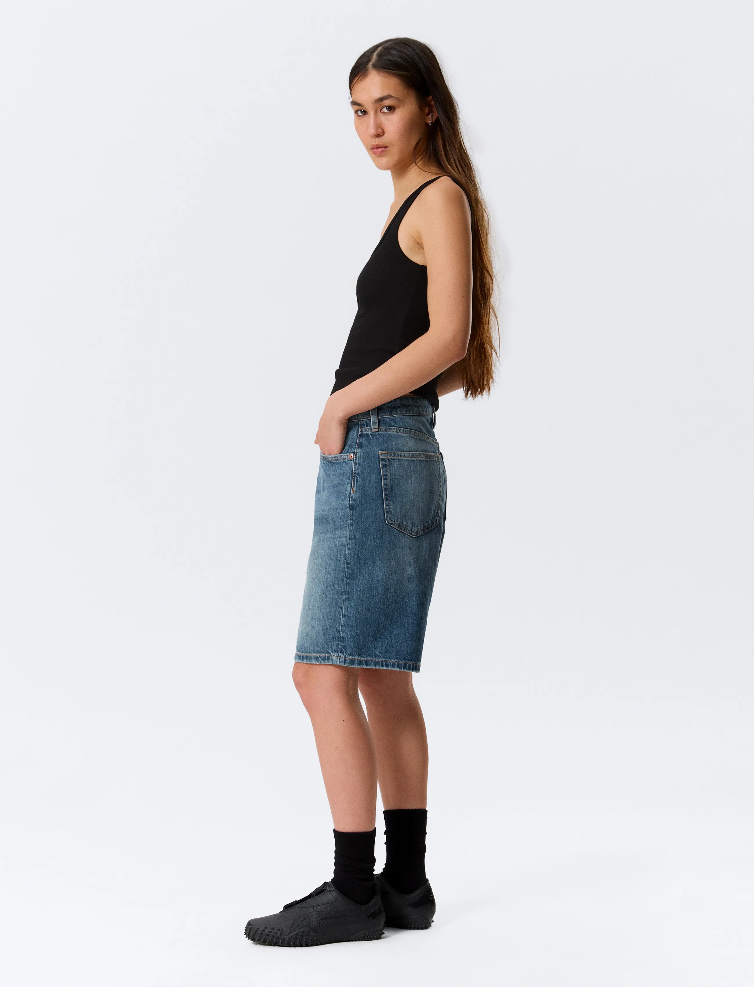 Weekday - Monterey Low Rise Denim Shorts - jorts - radio blue - 4