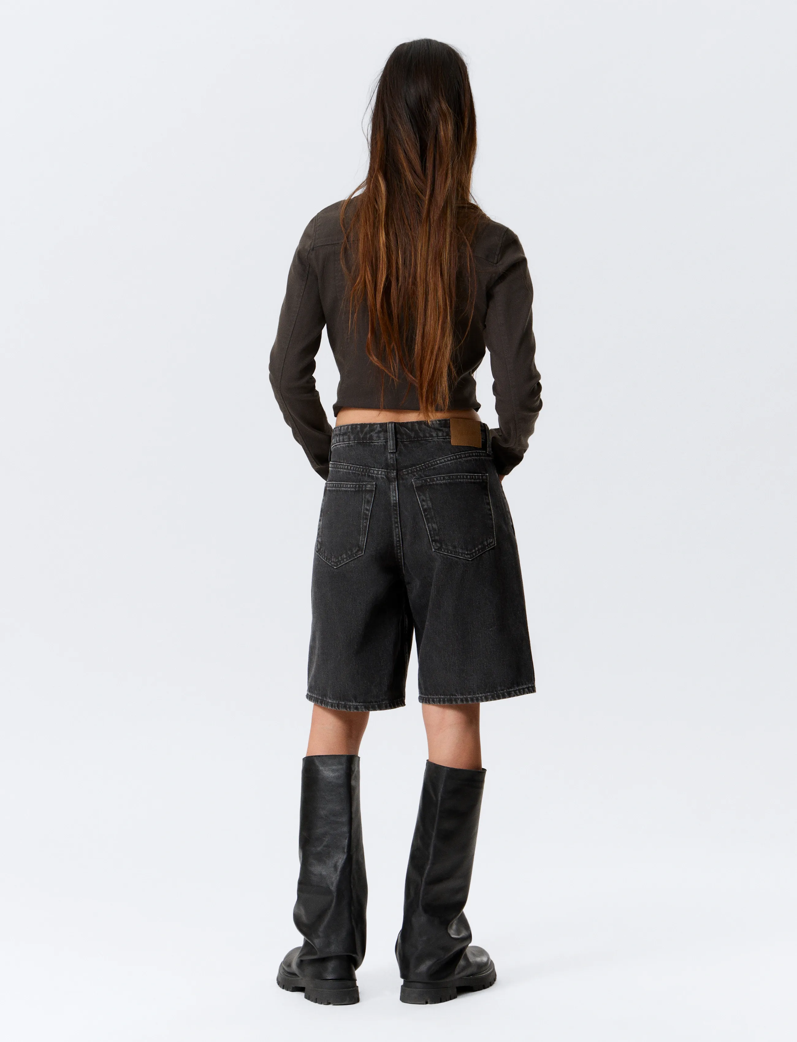 Weekday - Monterey Low Rise Denim Shorts - džinsa šorti - tuned black - 5