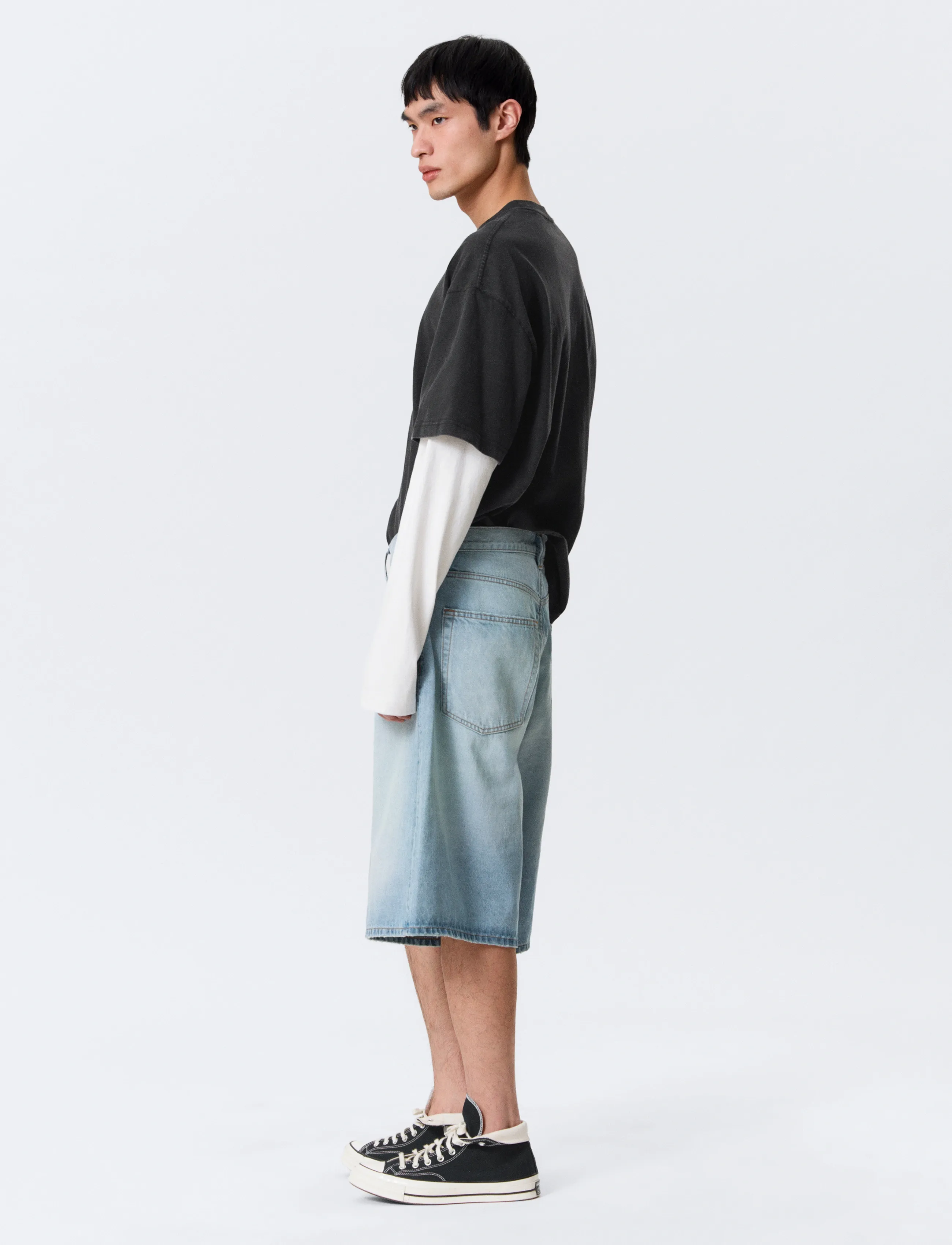Weekday - Astro Mid Rise Loose Baggy Denim Shorts - jorts - kimberley blue - 3