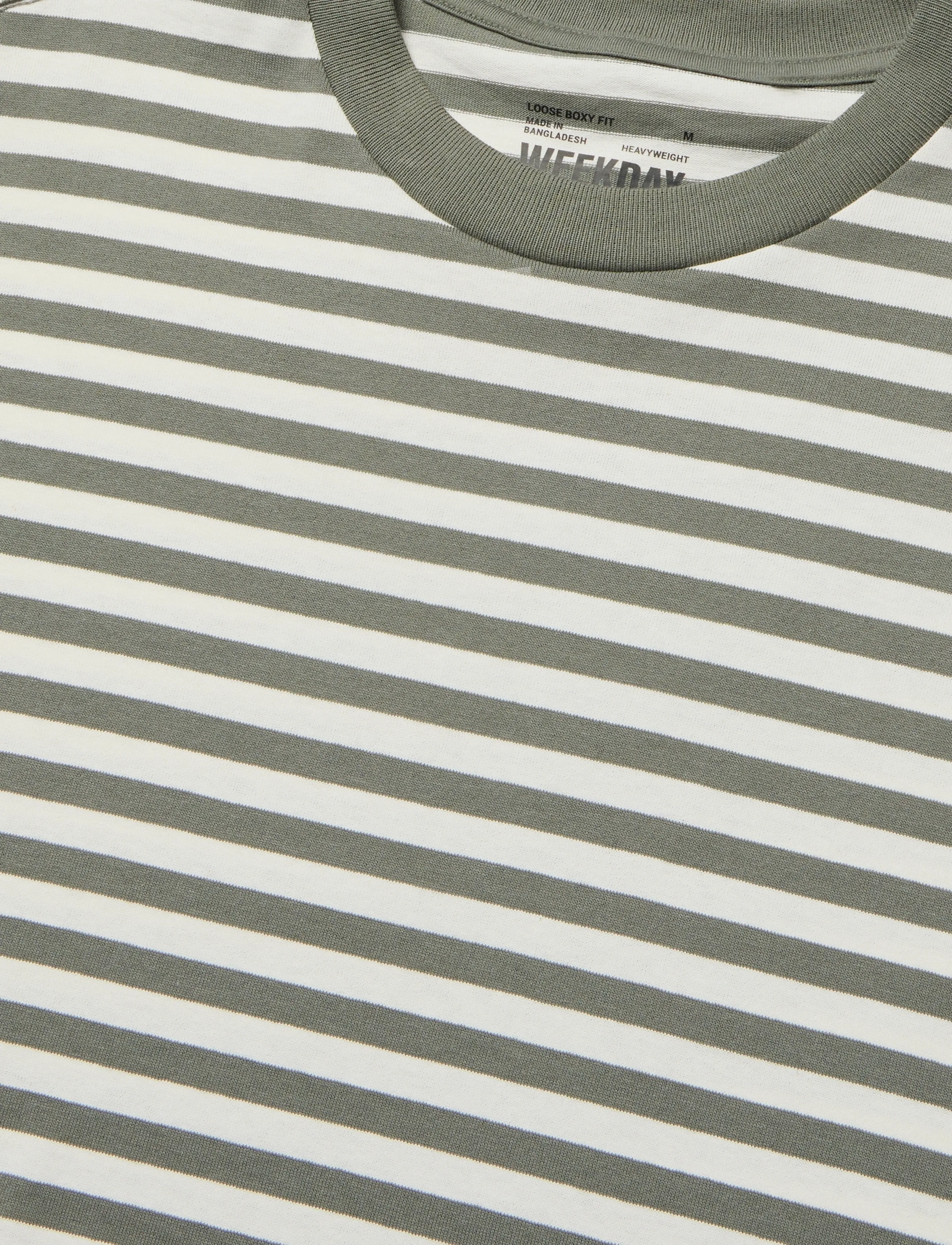 Weekday - Loose Boxy T-shirt - short-sleeved t-shirts - khaki green - 2