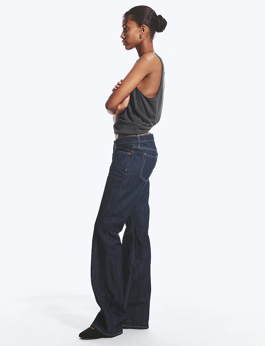 Weekday - Nova Low Rise Slim Bootcut Jeans - bootcut jeans - blue rinse - 4
