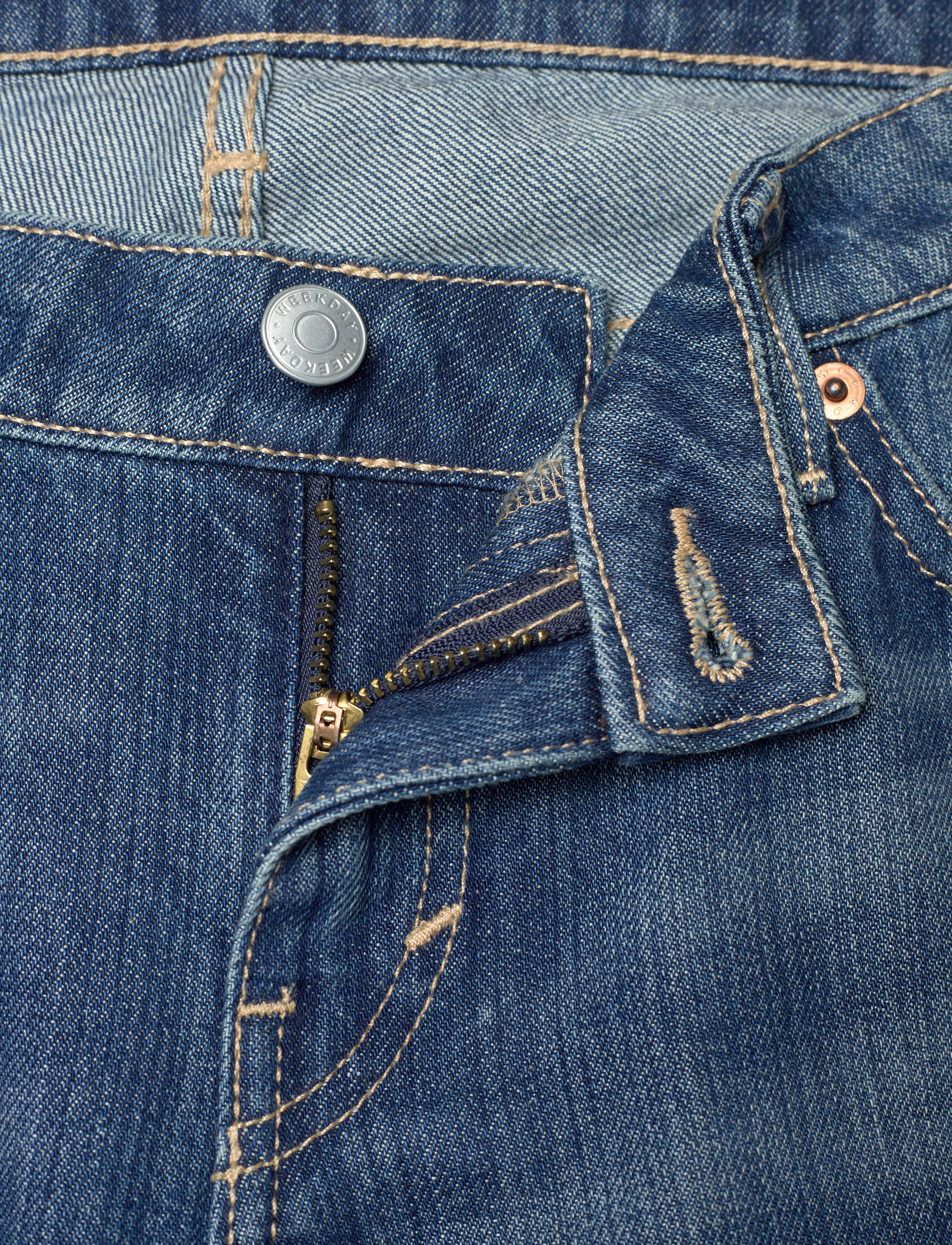 Weekday - Nova Low Rise Slim Bootcut Jeans - bootcut jeans - mine blue - 3