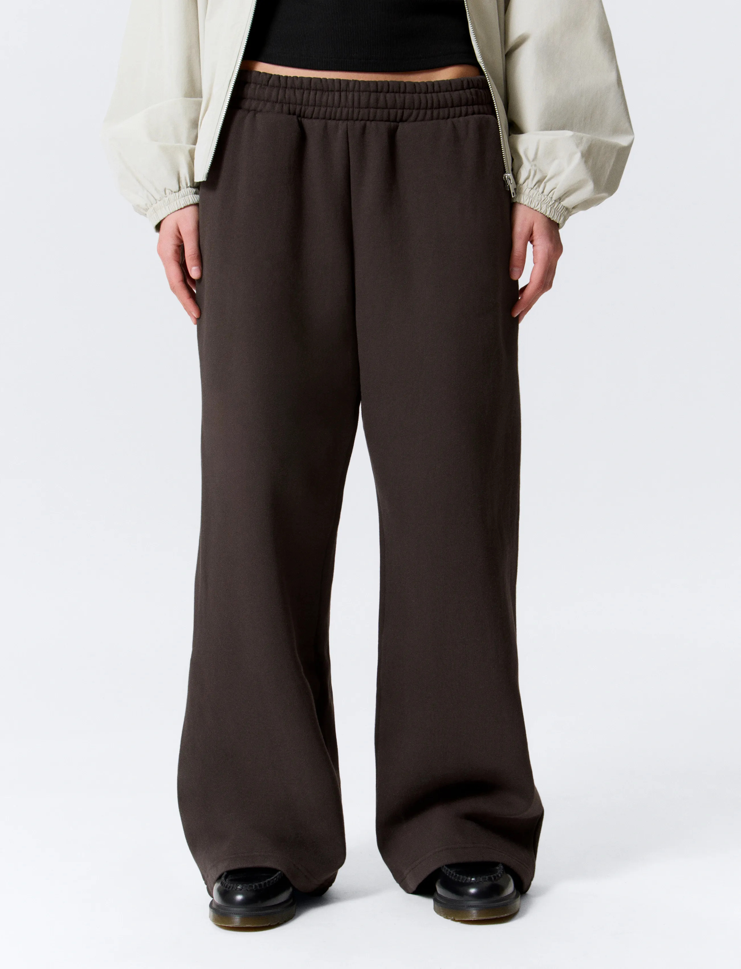 Weekday - Loose Long Heavyweight Sweatpants - modetrender - dark brown - 3