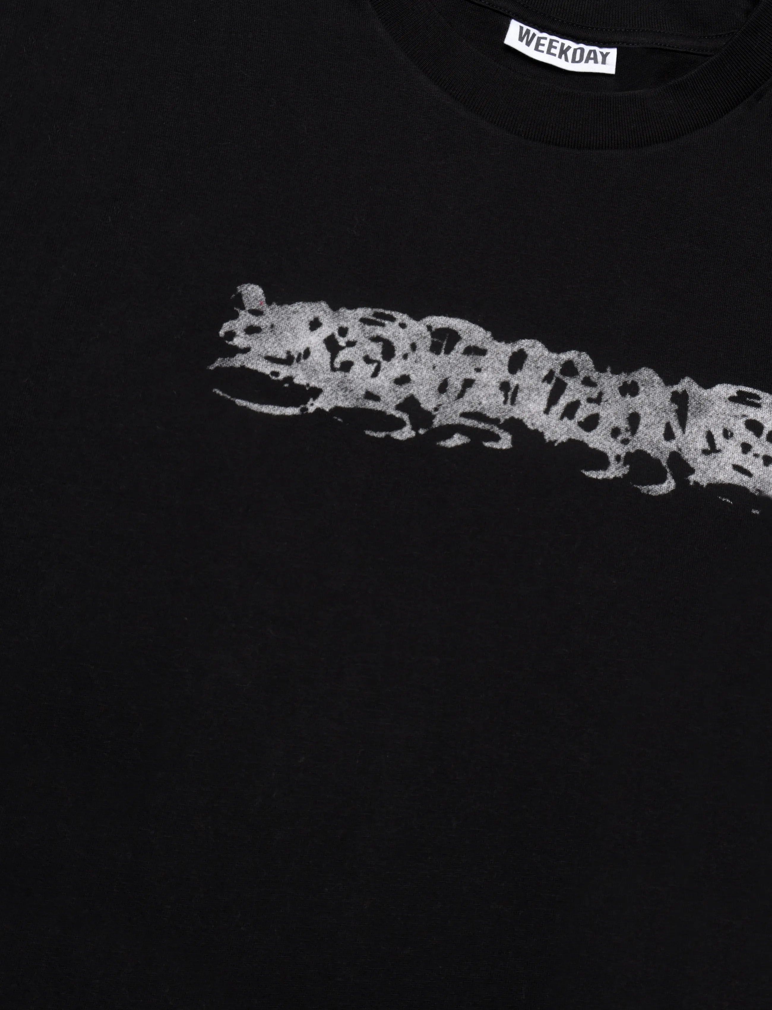 Weekday - Boxy Printed Graphic T-shirt - kurzärmelige t-shirts - black - 2