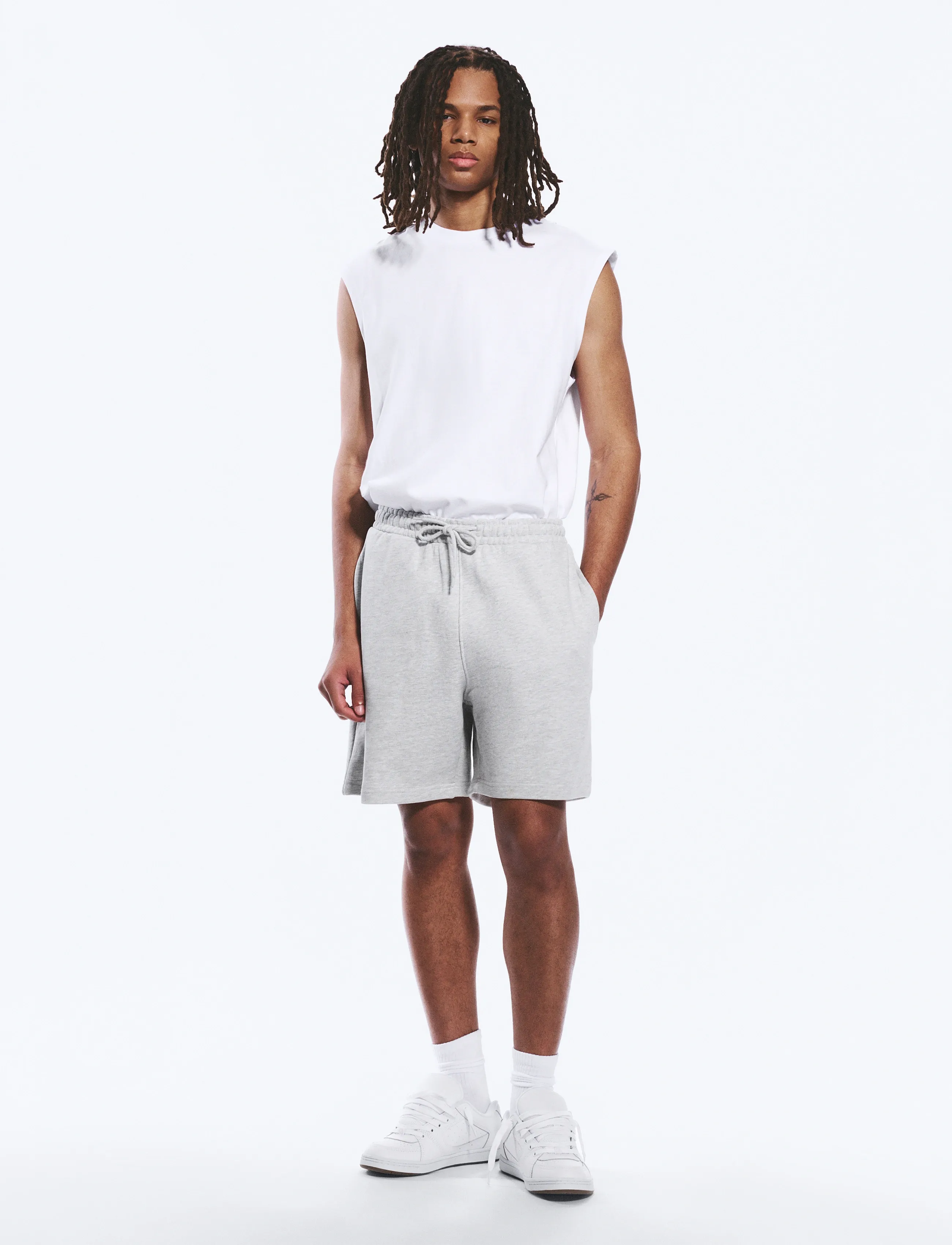 Weekday Relaxed Terry Shorts, M, Grey, Shorts > Svedeshorts, Herre