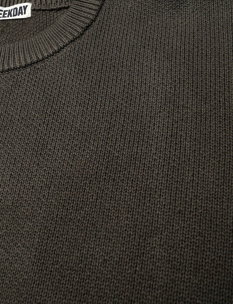 Weekday - Regular Knitted Cotton Sweater - Ümara kaelusega - dark mole - 2