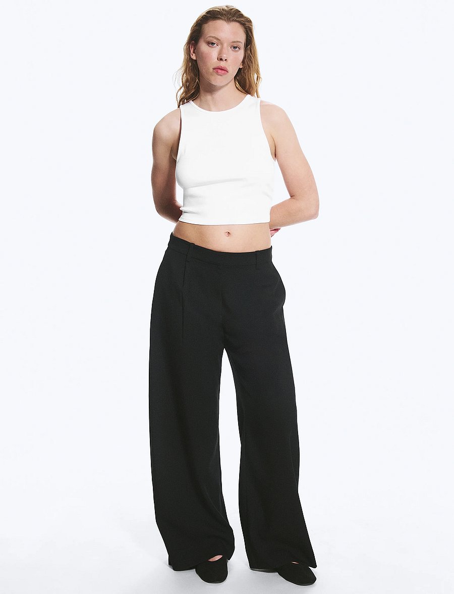 Weekday - Low Waist Wide Suiting Trousers - tailored trousers - black - 0