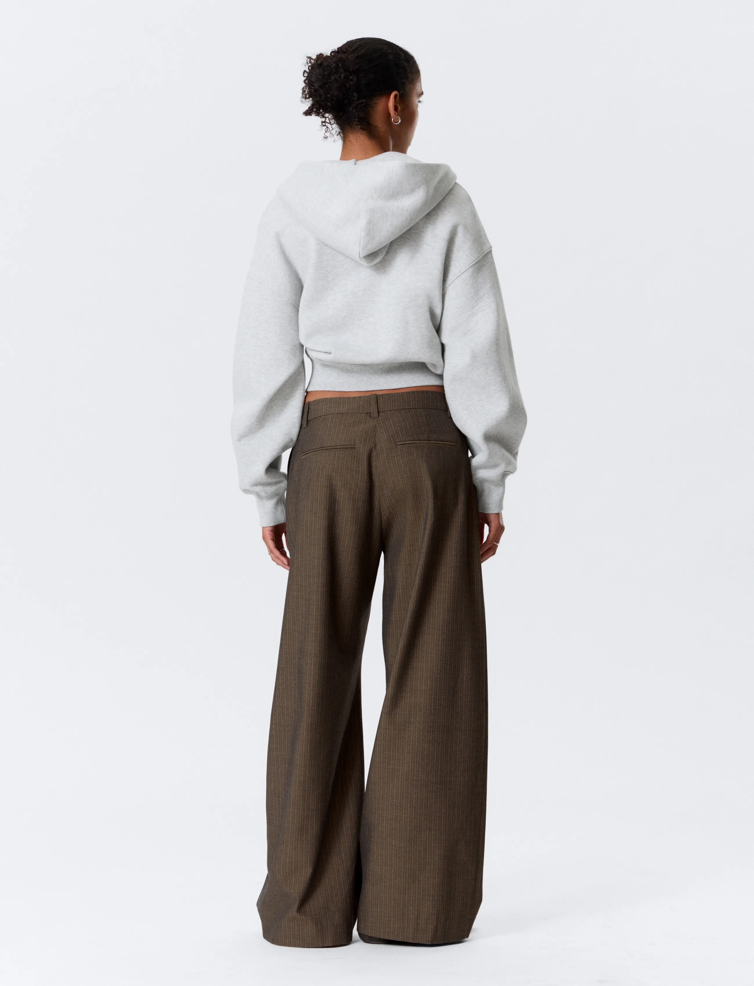 Weekday - Low Waist Wide Suiting Trousers - habitbukser - mole pinstripe - 5