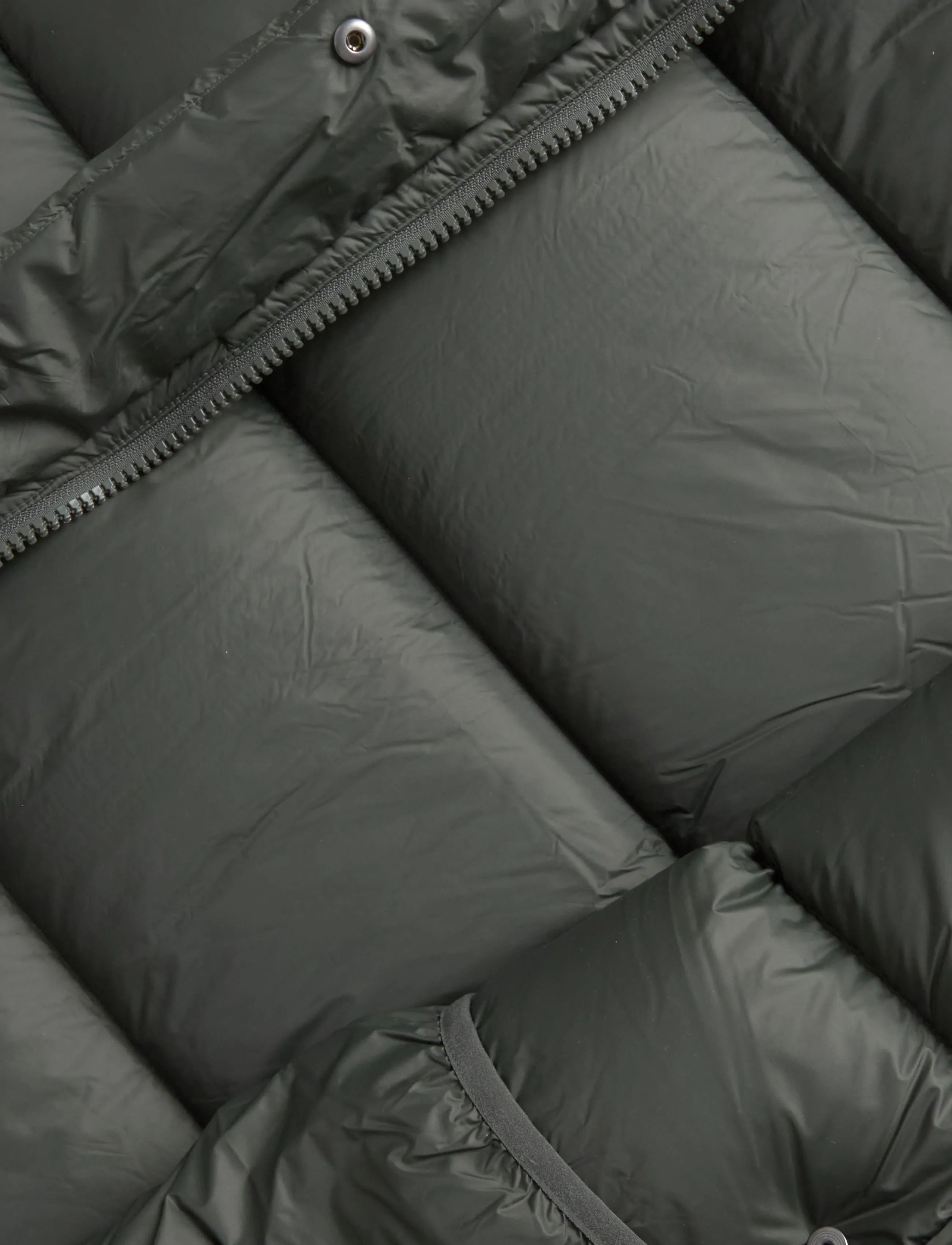 Weekday - Oversized Recycled Down Puffer Jacket - dark khaki green - 5