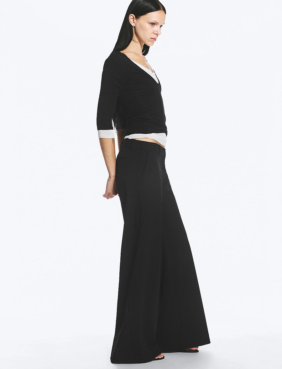 Weekday - Flared Suiting Trousers - platėjančios kelnės - black stripe - 4