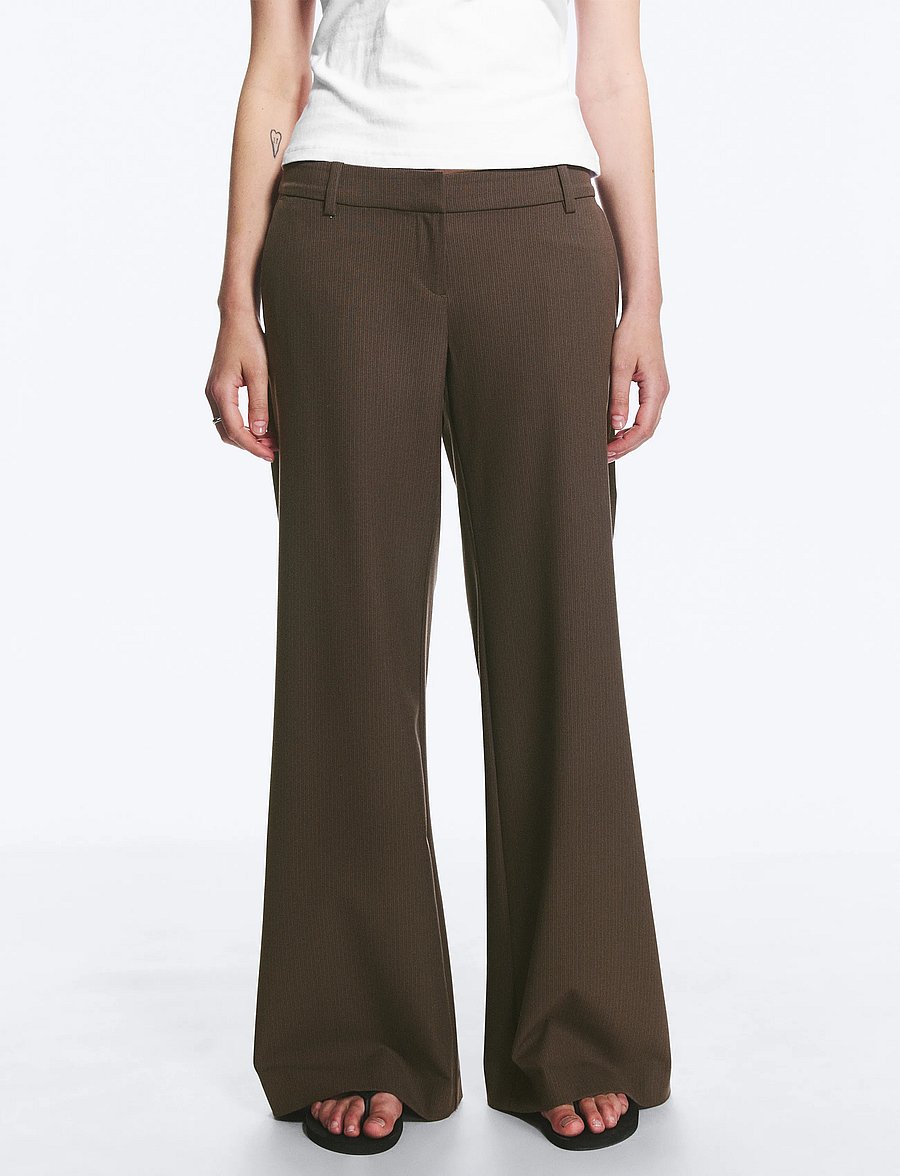 Weekday - Low Flared Suit Trousers - schlaghosen - brown stripe - 3