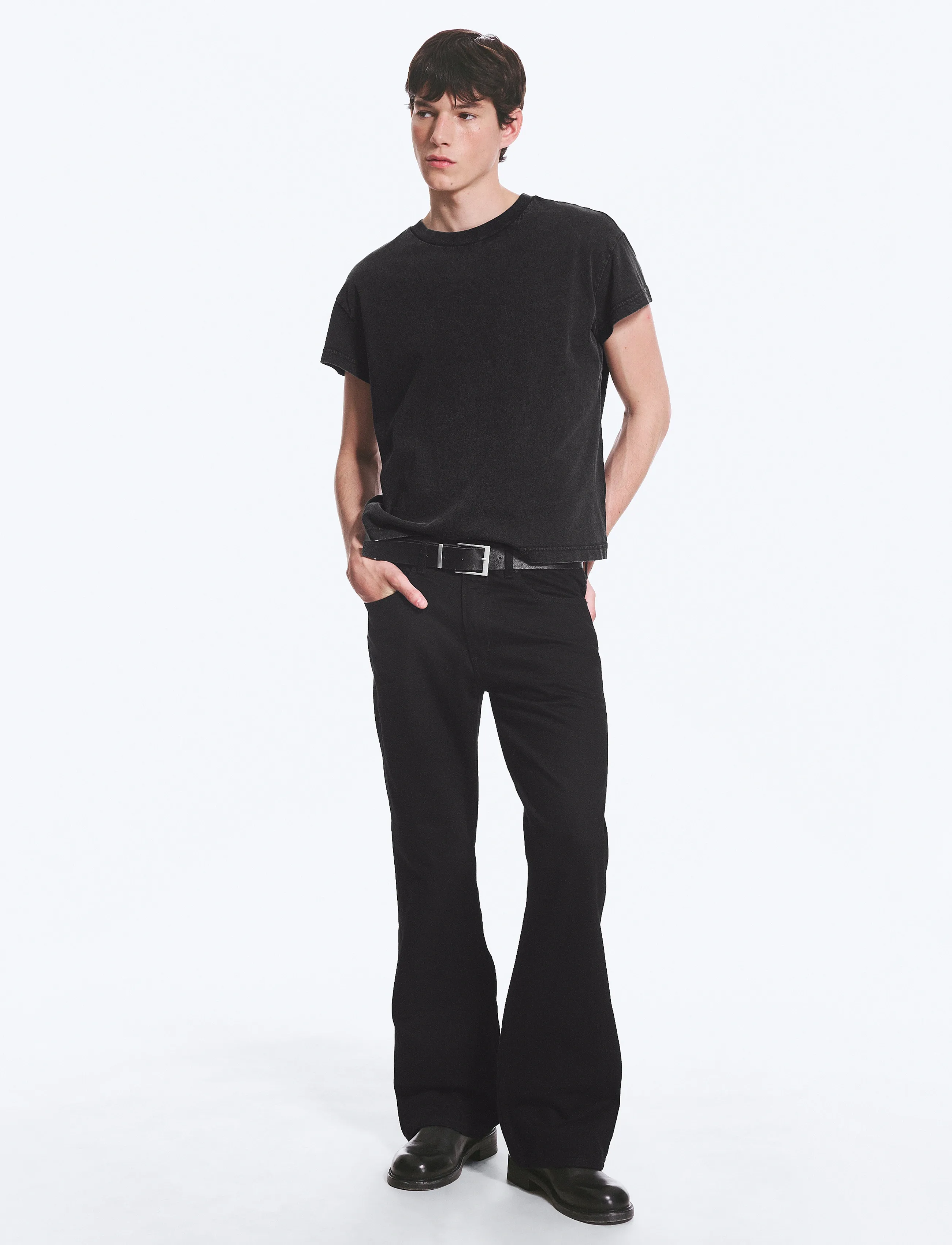 Weekday Mercury Mid Rise Relaxed Bootcut Jeans, 32 x 32, Schwarz - Relaxed, Männerswear