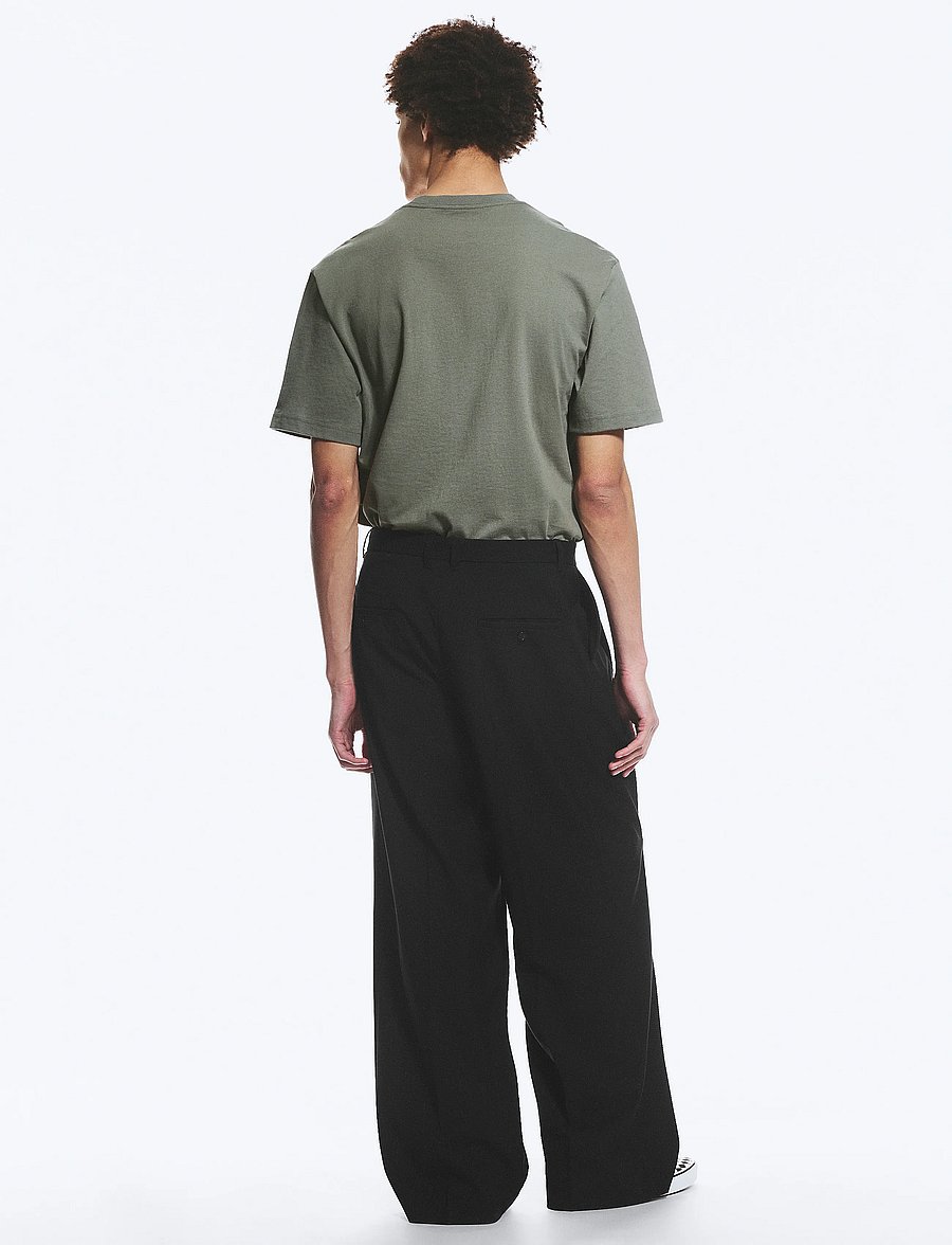 Weekday - Nate Regular Waist Baggy Straight Trousers - kostymbyxor - black - 4
