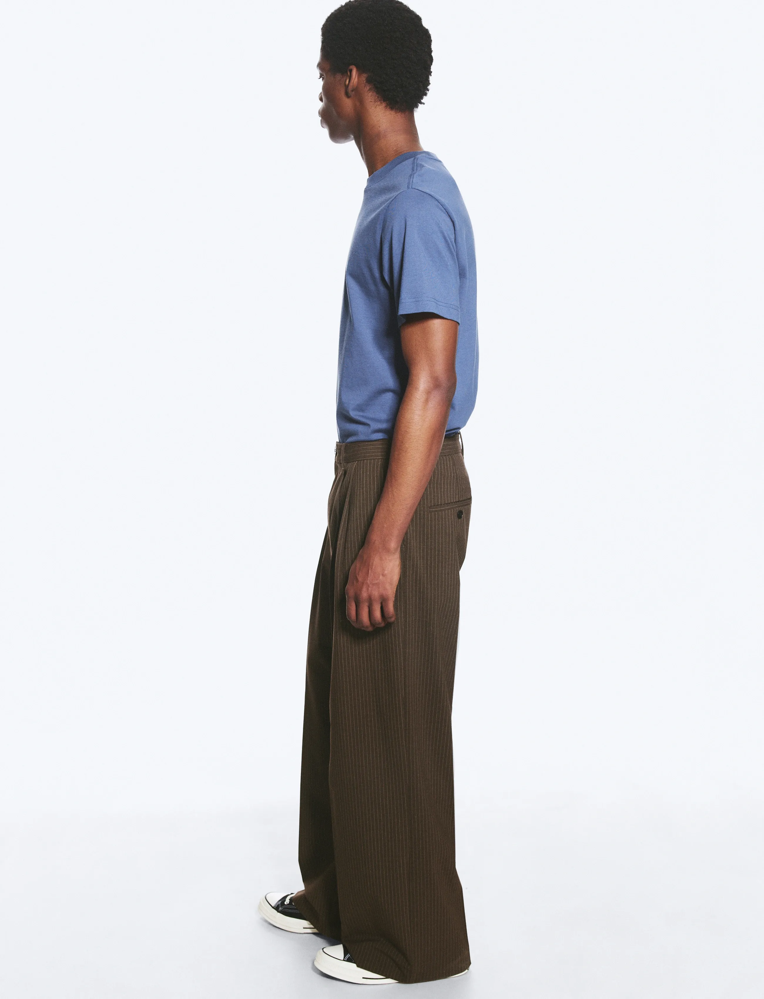 Weekday - Nate Regular Waist Baggy Straight Trousers - habitbukser - brown pinstripe - 3