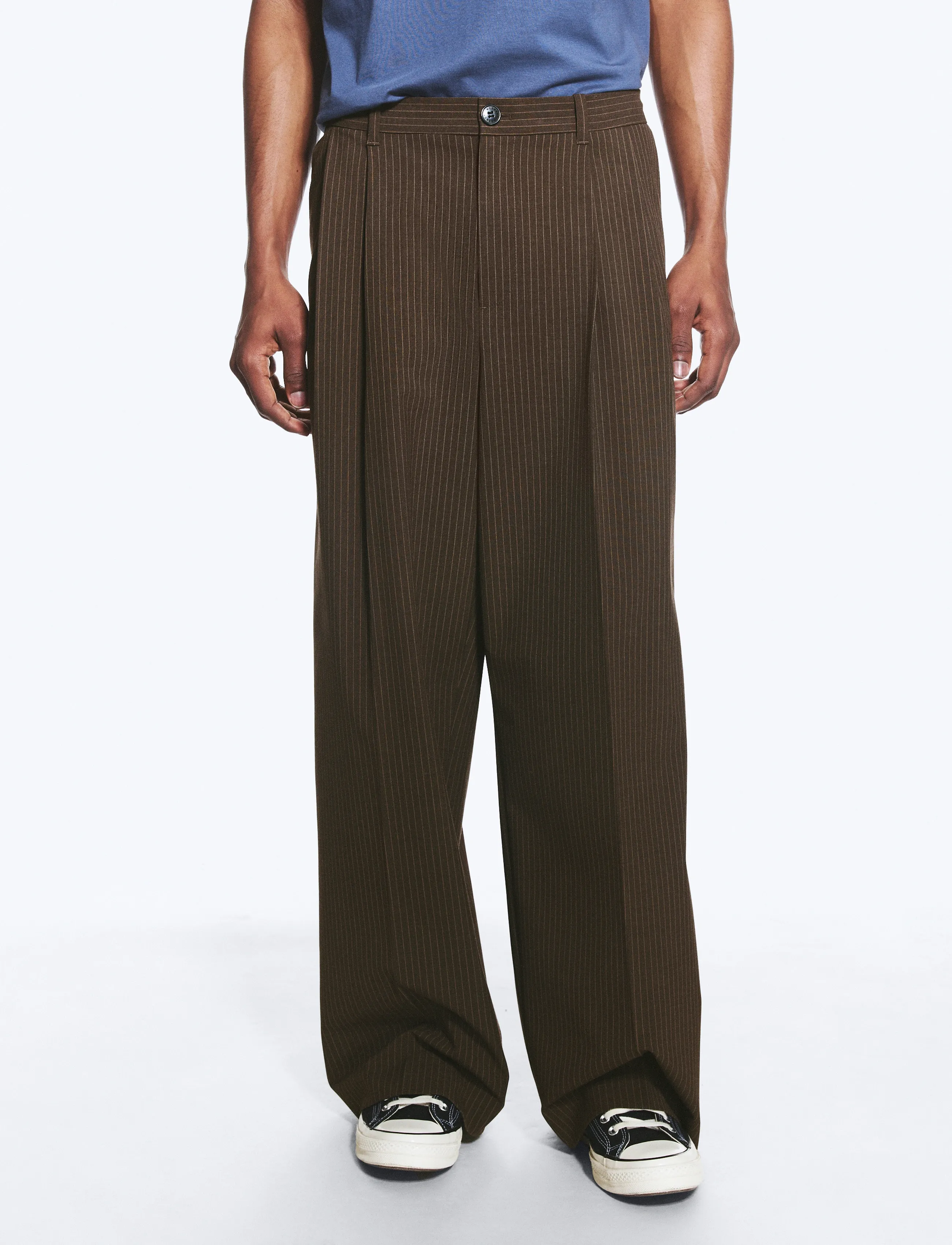 Weekday - Nate Regular Waist Baggy Straight Trousers - habitbukser - brown pinstripe - 5