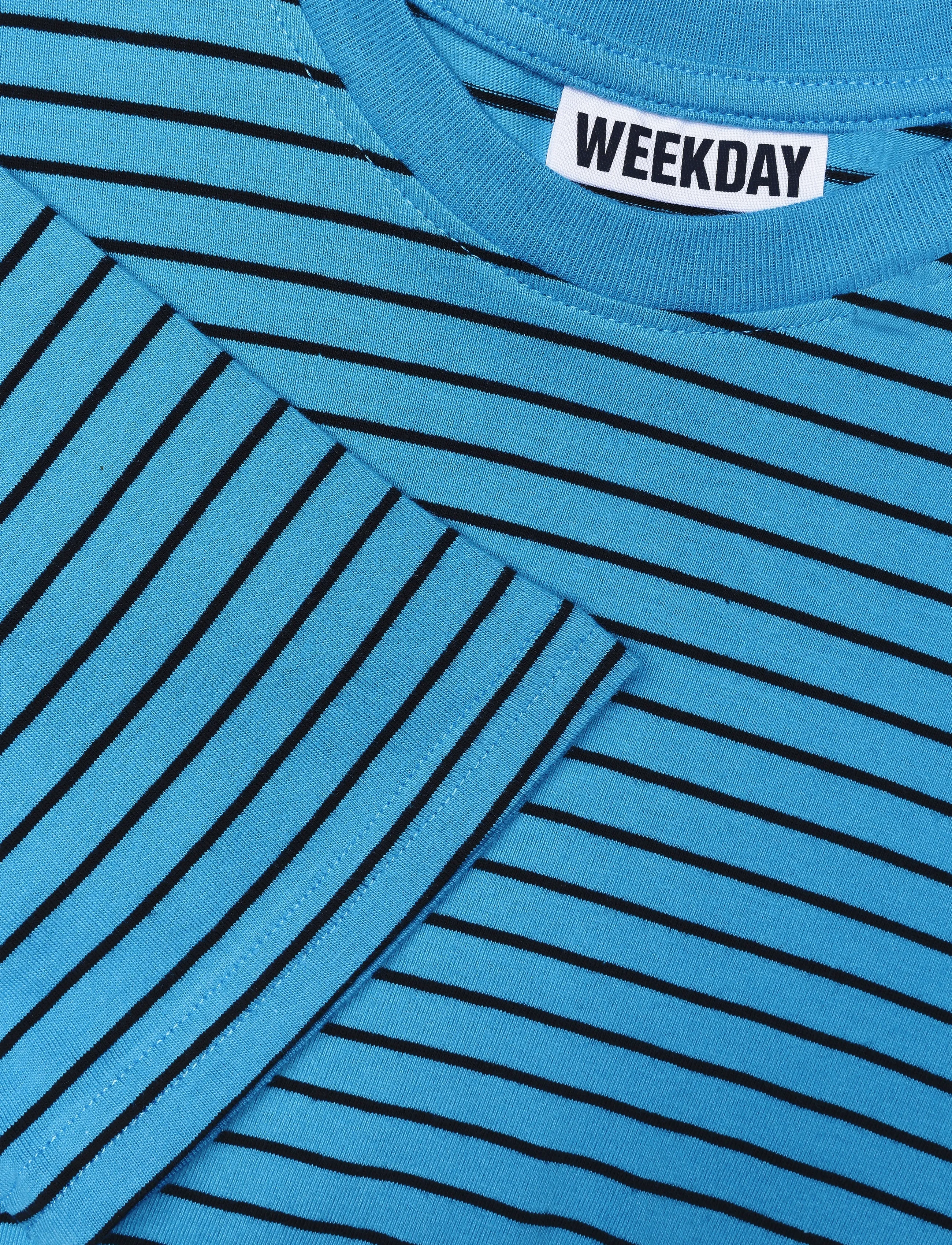 Weekday - Long-Sleeved Boxy Cotton T-shirt - langärmlige tops - blue w black stripe - 2