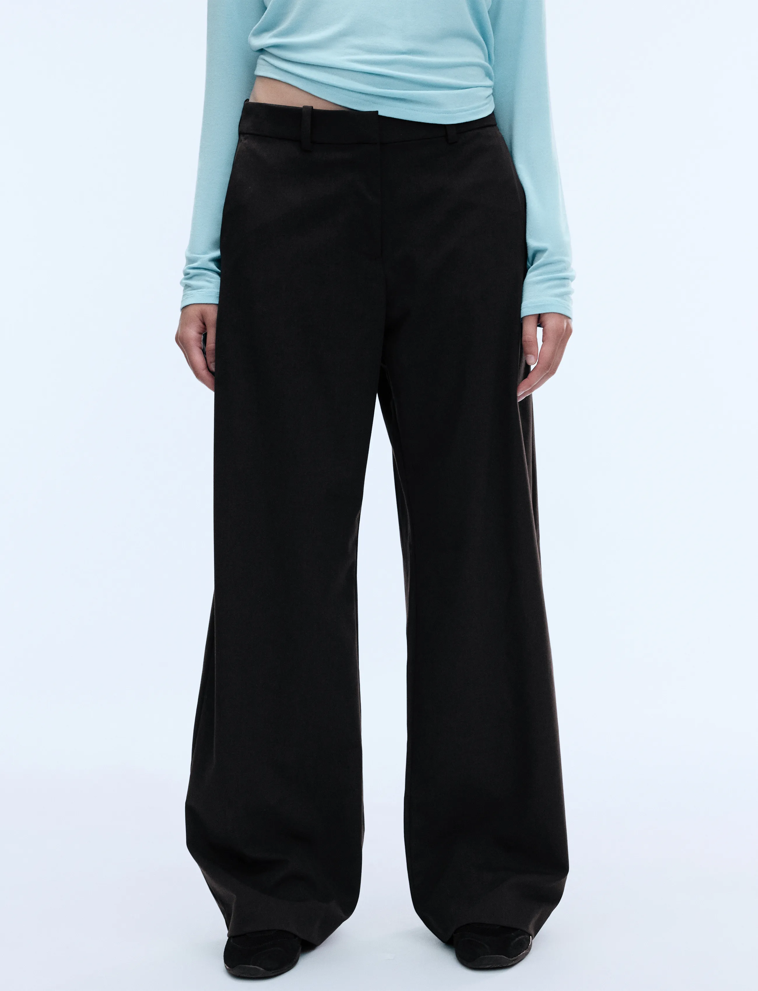 Weekday - Low-Waisted Loose Fit Suit Trousers - habitbukser - dark brown melange - 3