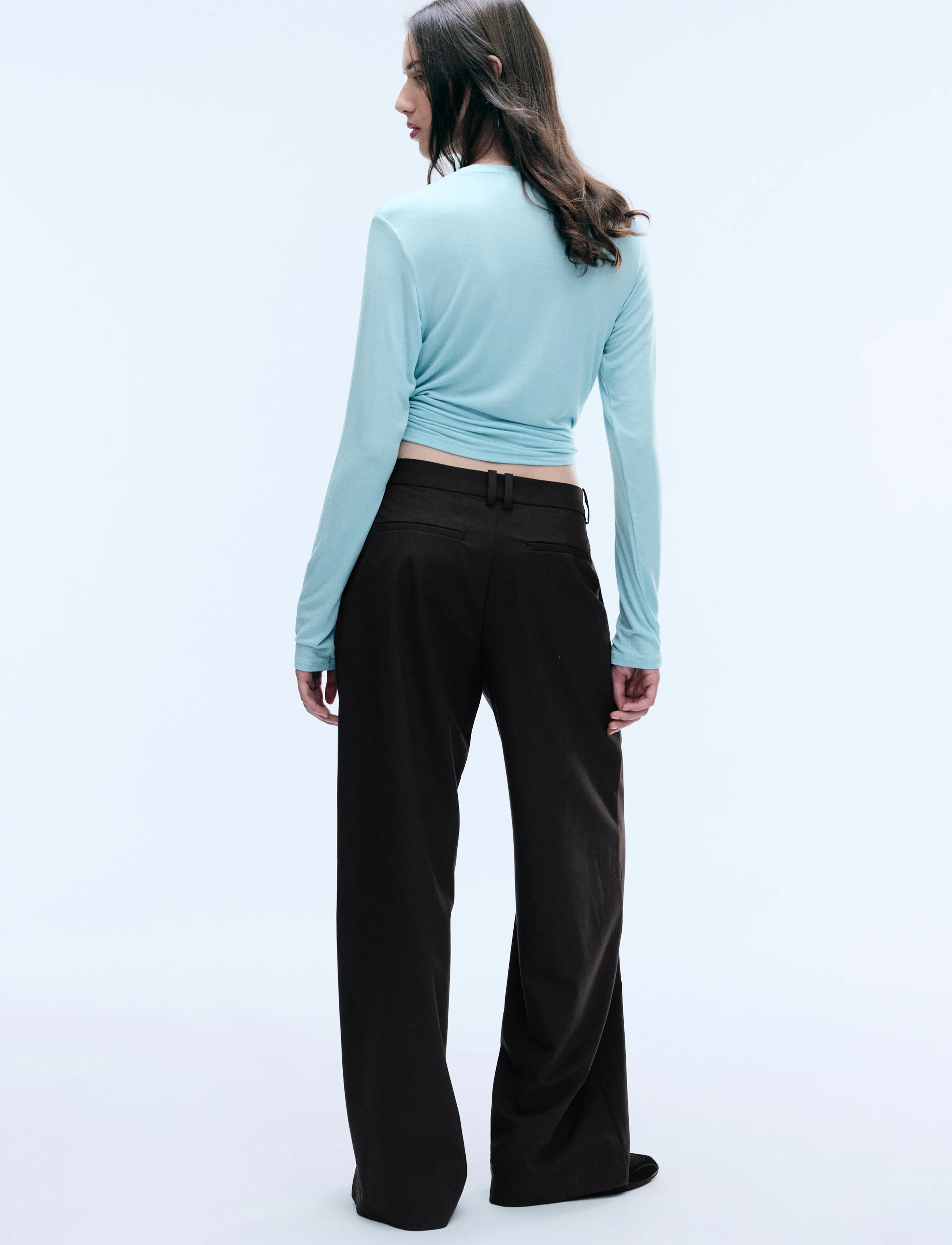 Weekday - Low-Waisted Loose Fit Suit Trousers - habitbukser - dark brown melange - 5
