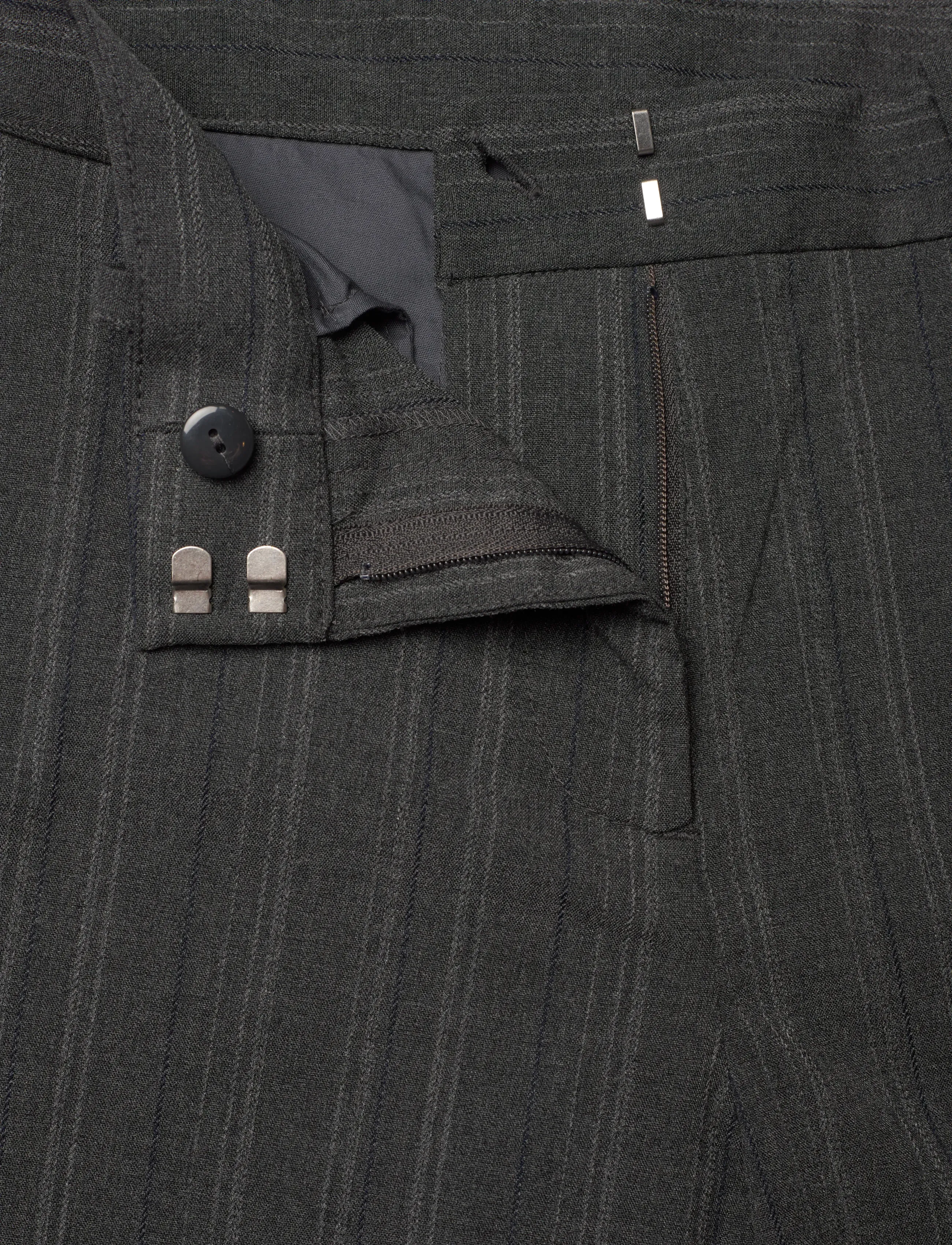 Weekday - Low-Waisted Loose Fit Suit Trousers - anzugshosen - dark grey melange - 3