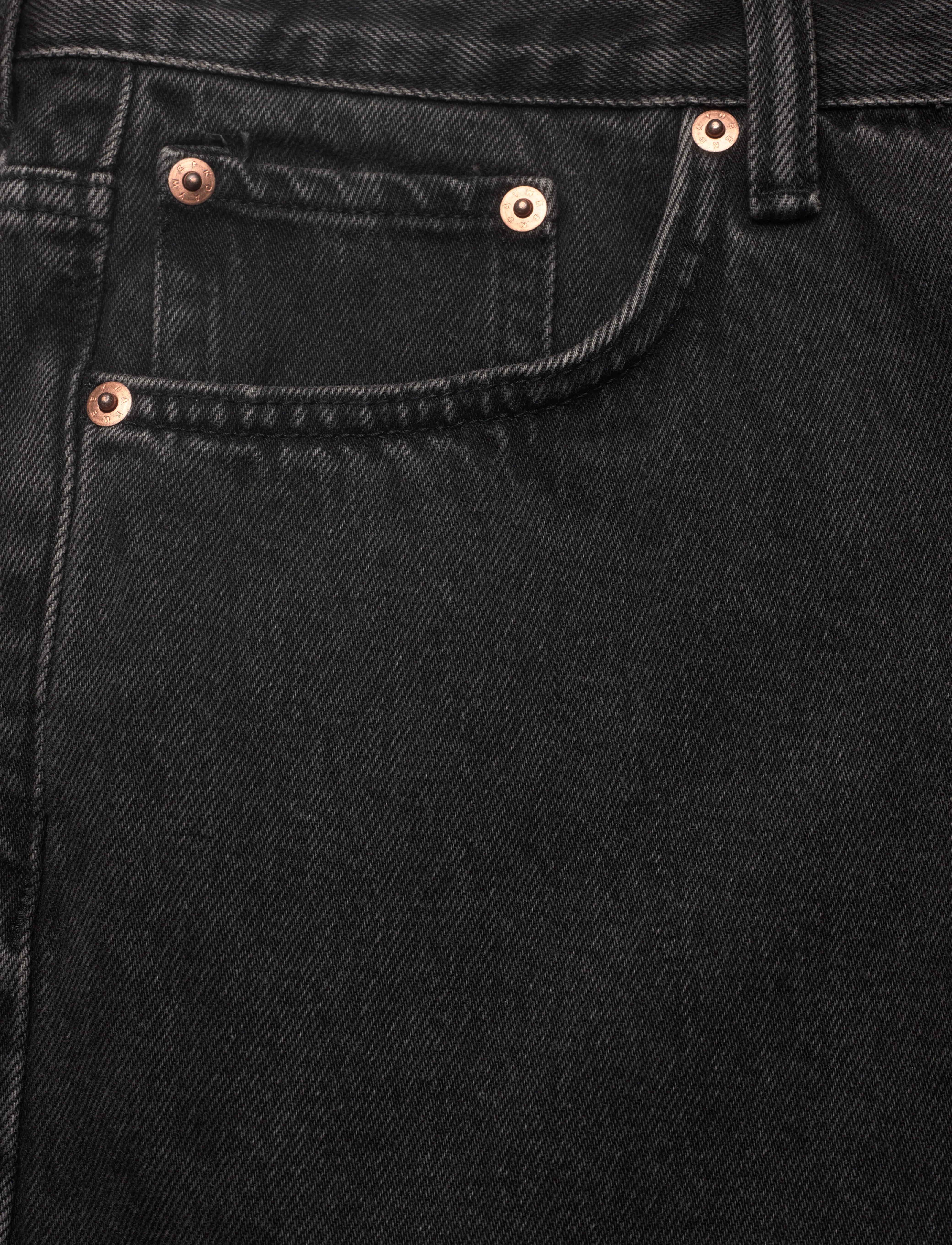 Weekday - Space Denim Relaxed Shorts - jeans shorts - tuned black - 2