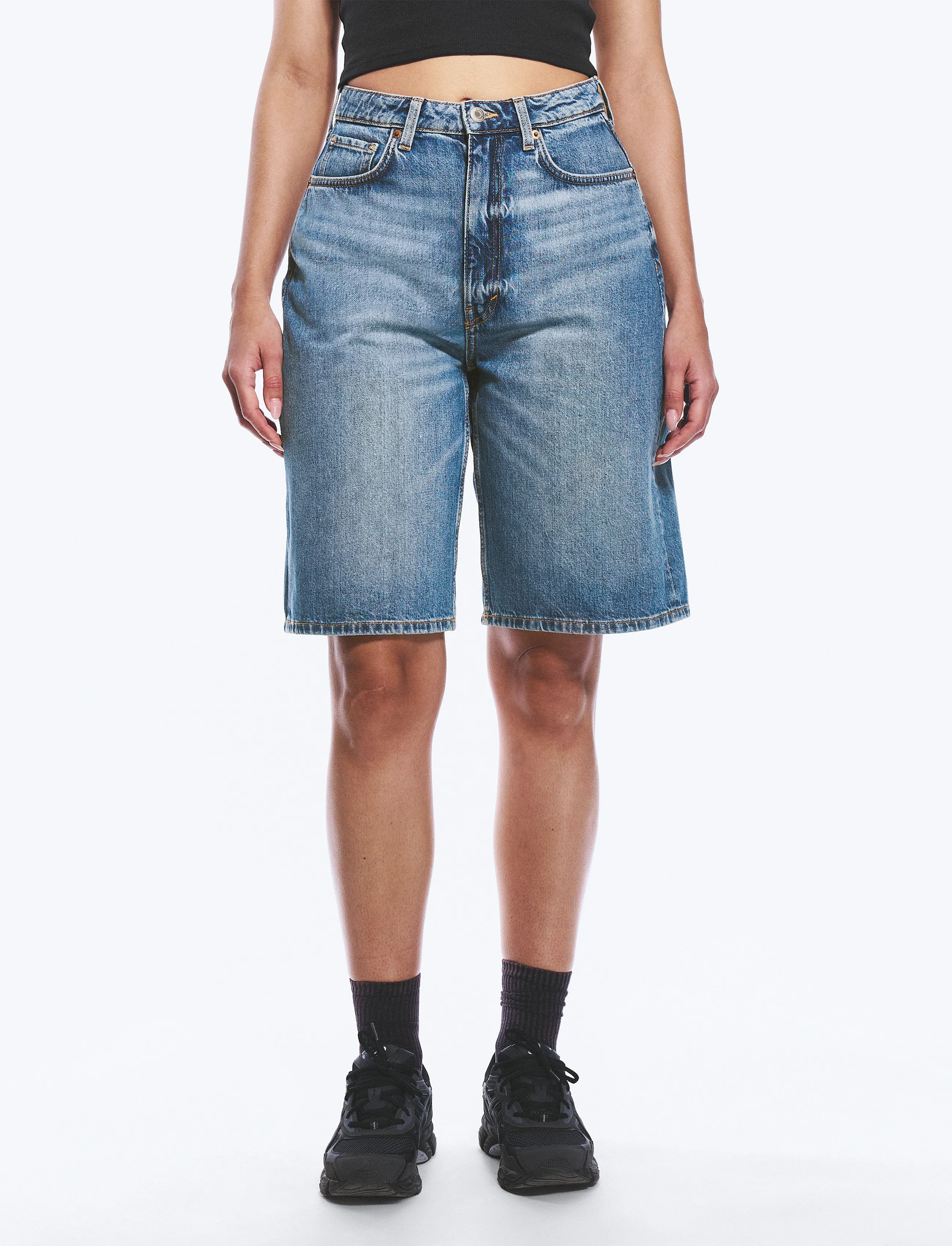Weekday - Curve High Waisted Wide Leg Denim Shorts - jorts - blue horses - 3