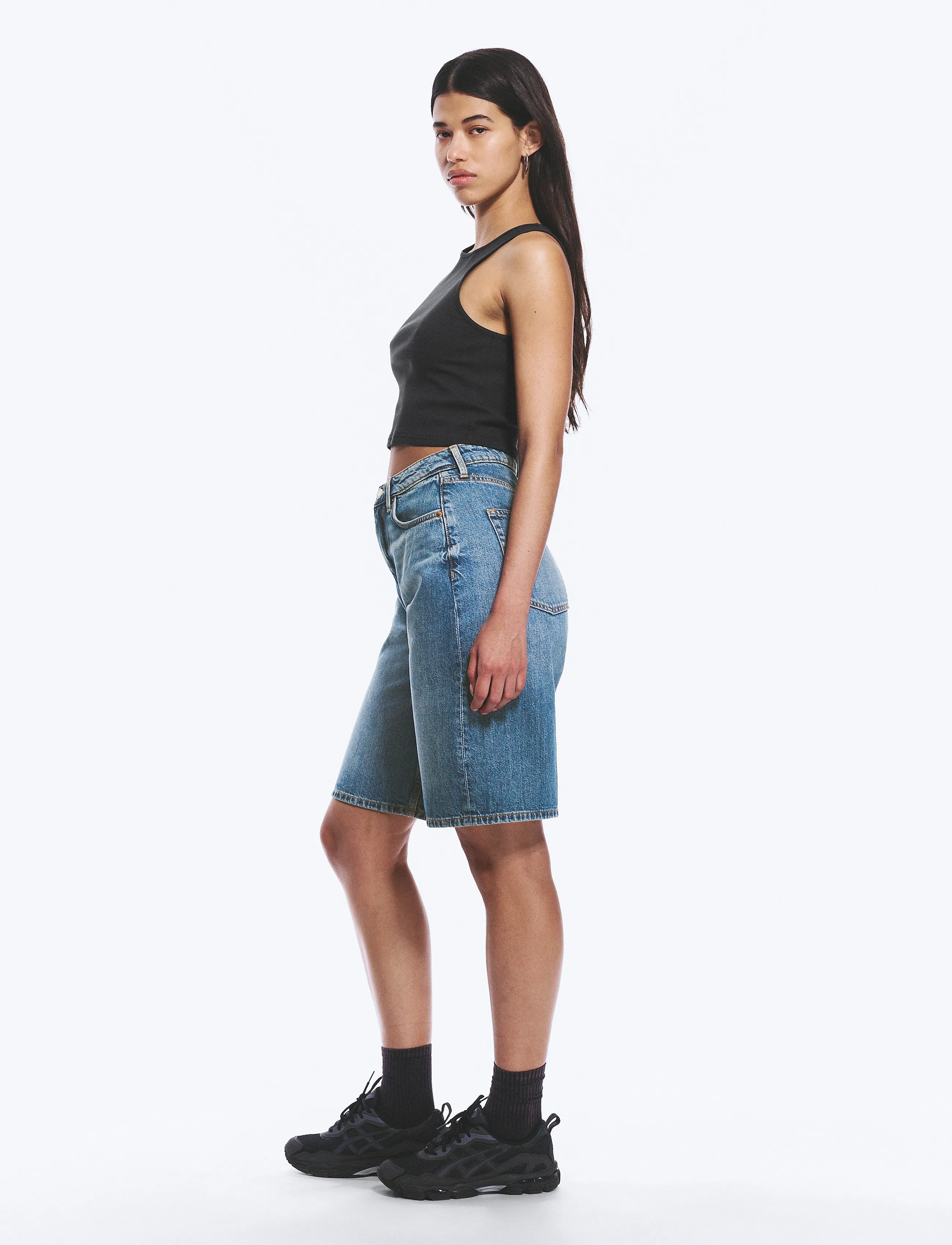 Weekday - Curve High Waisted Wide Leg Denim Shorts - jorts - blue horses - 4