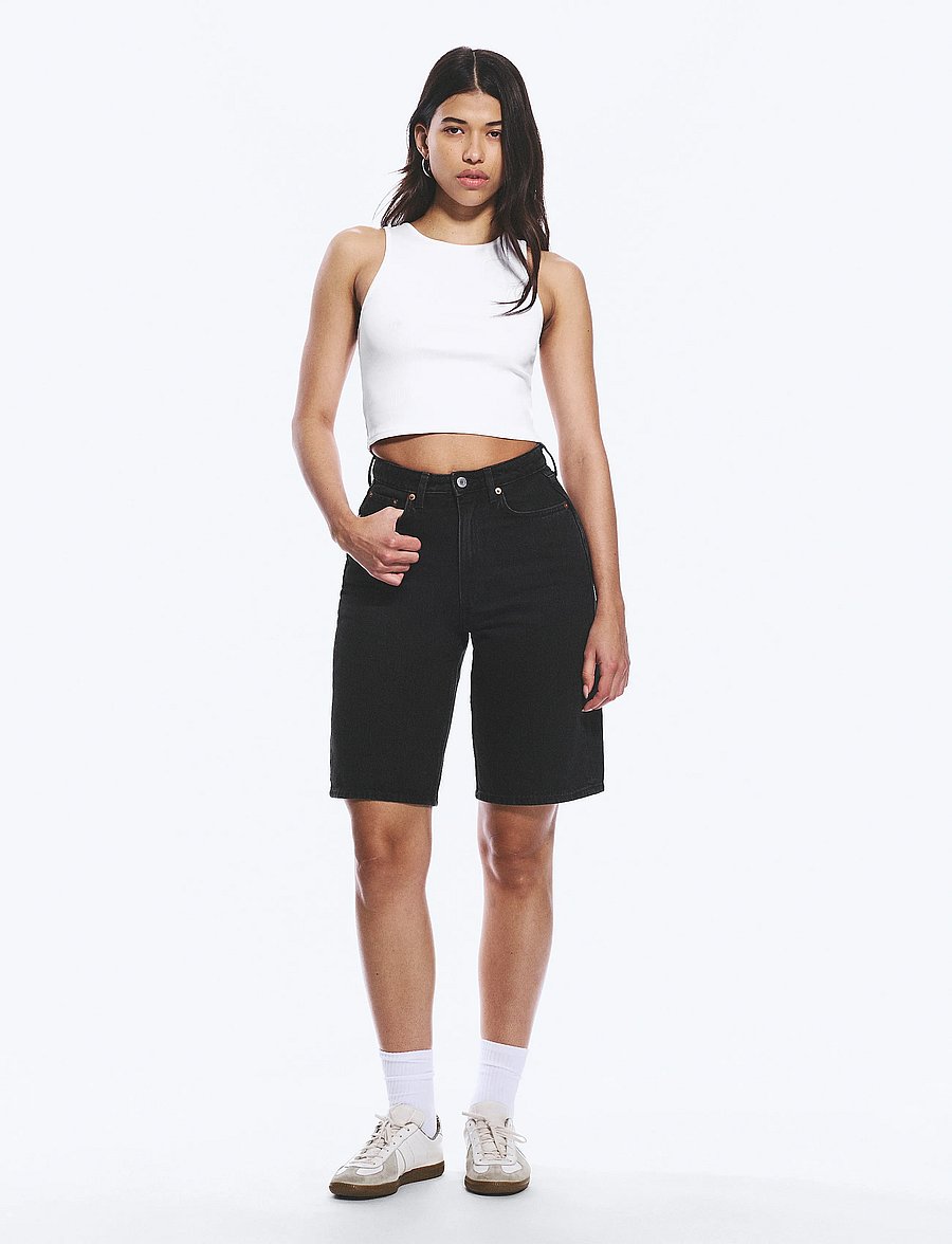 Weekday - Curve High Waisted Wide Leg Denim Shorts - jorts - tuned black - 0