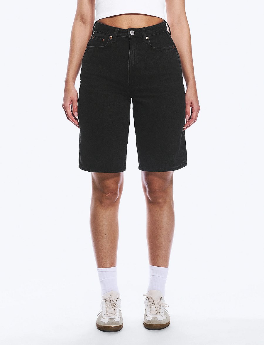 Weekday - Curve High Waisted Wide Leg Denim Shorts - jorts - tuned black - 3