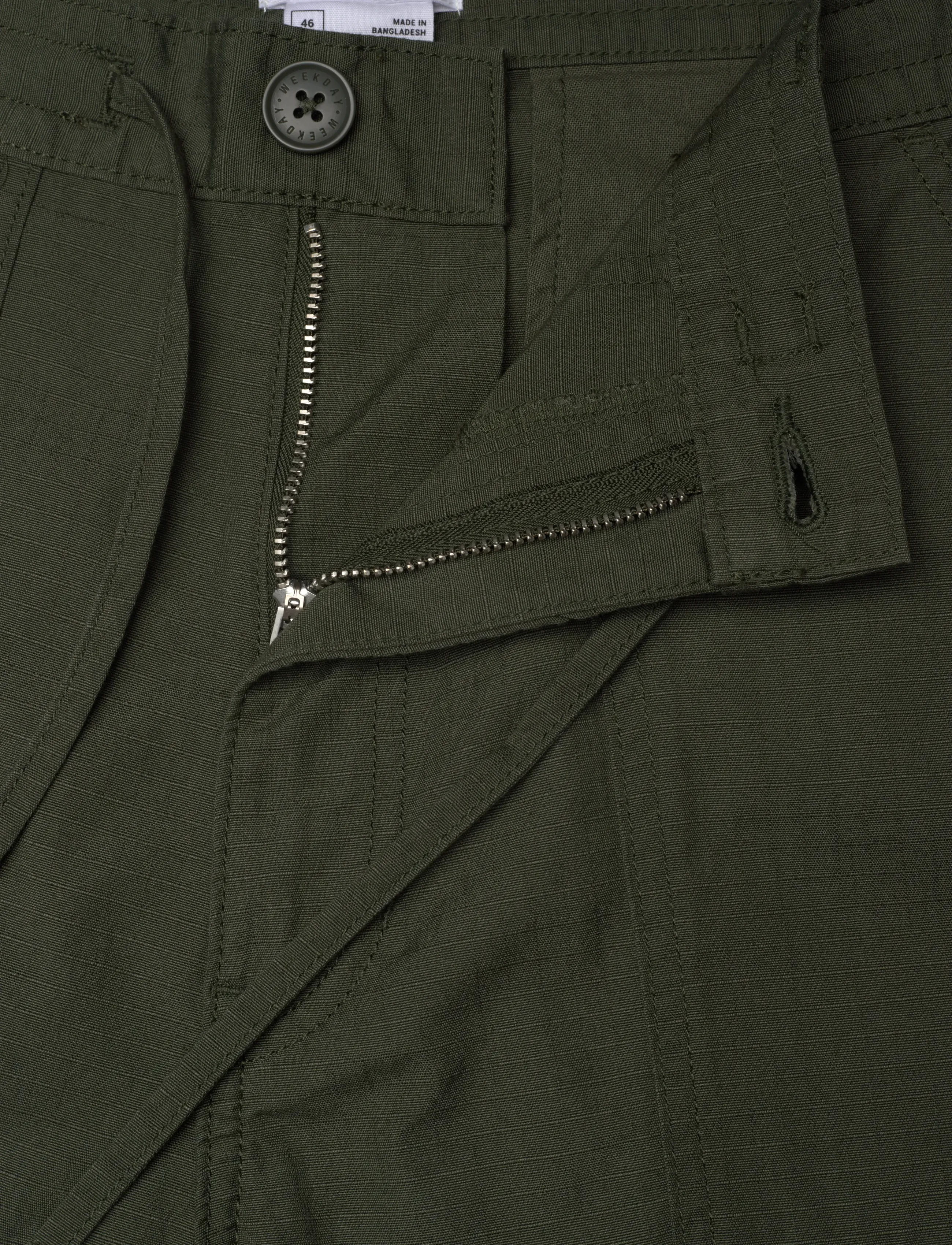 Weekday - Loose Cargo Trousers - cargo pants - khaki green dark - 2