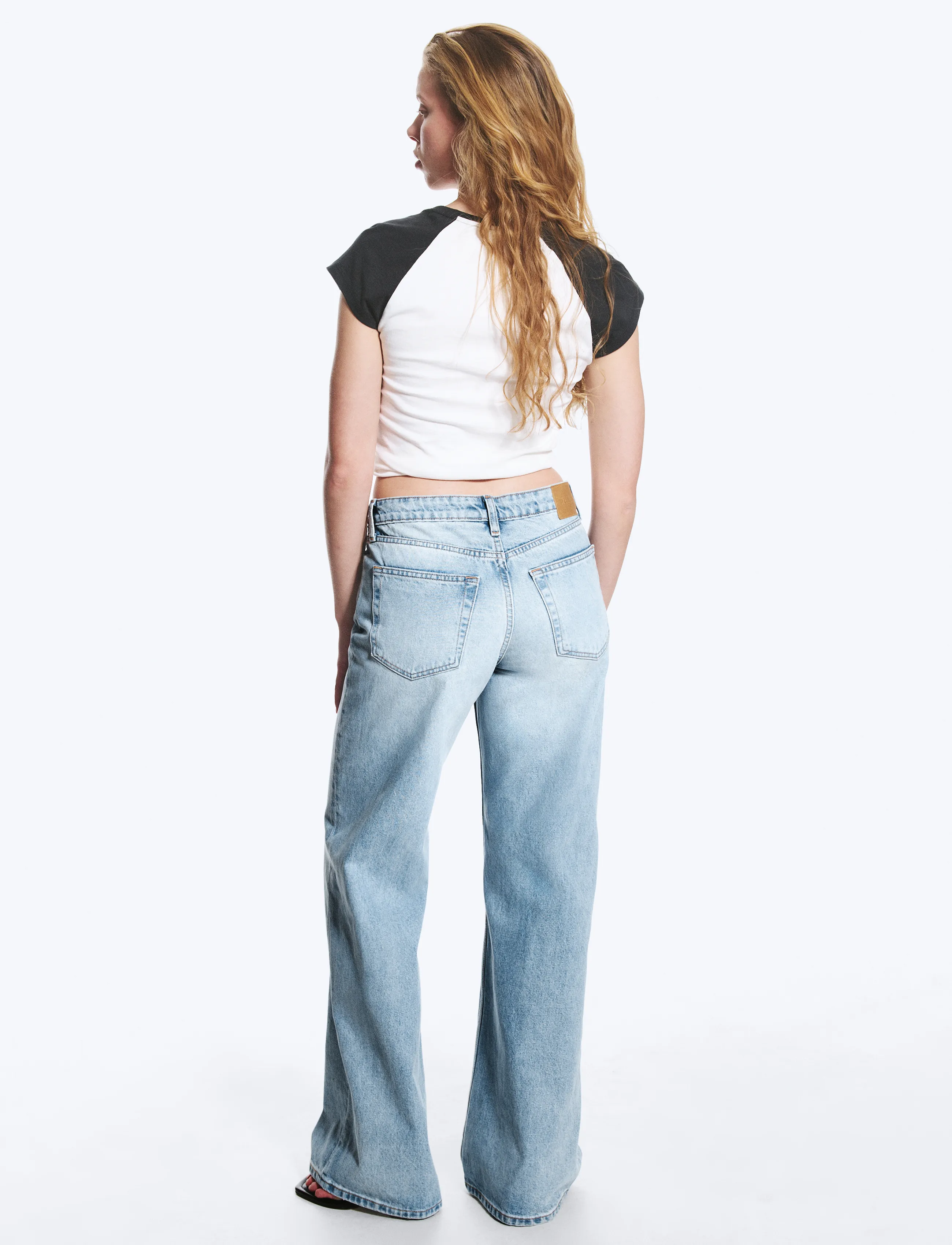 Weekday - Paz Mid Rise Wide Jeans - wide leg jeans - trot blue - 3