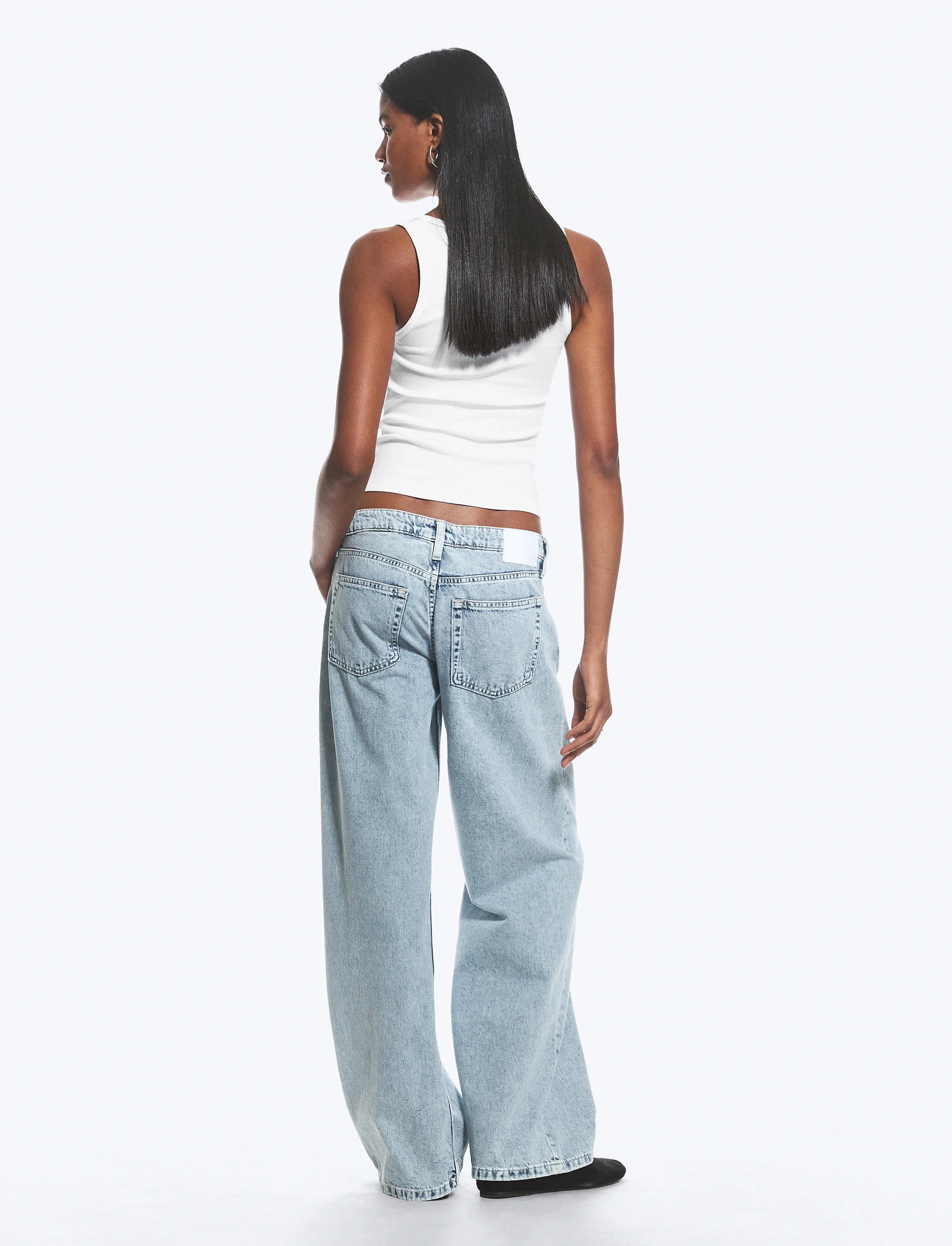 Weekday - Imoo Low Rise Loose Wide Leg Jeans - víðar gallabuxur - dream blue - 5