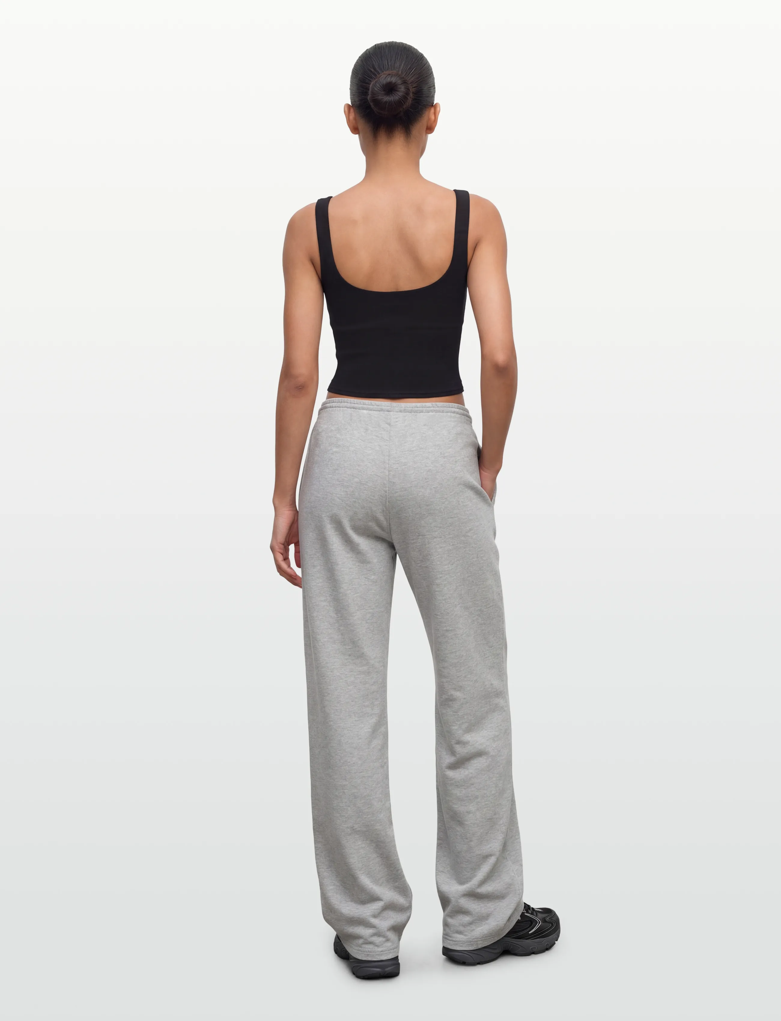 Relaxed Trousers 3