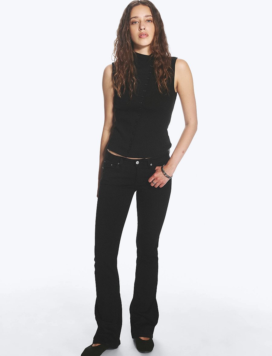 Weekday - Luna Low Rise Skinny Bootcut Jeans - bootcut jeans - black rinse - 0