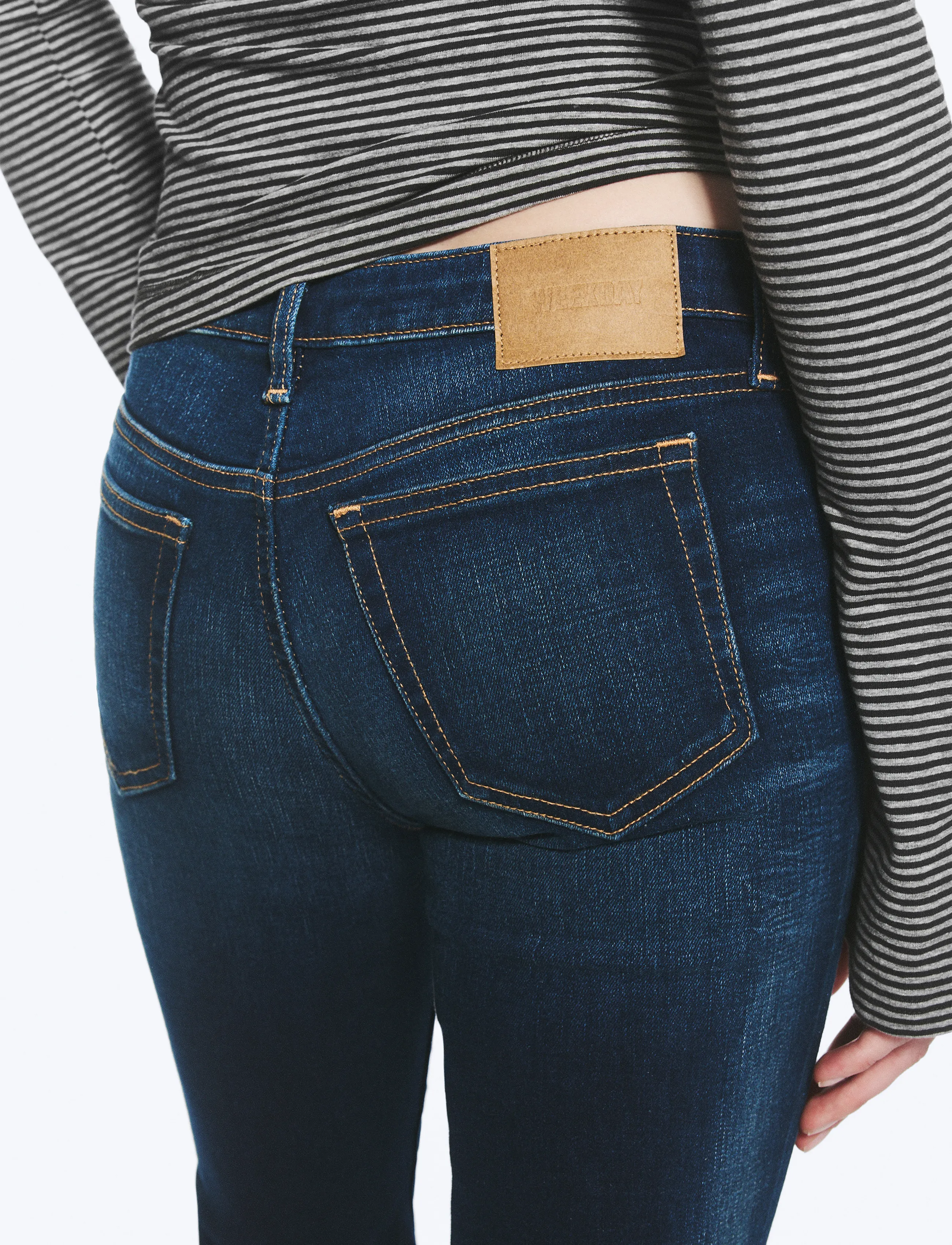 WEEKDAY Luna Low Rise Skinny Bootcut Jeans dam – bild 6