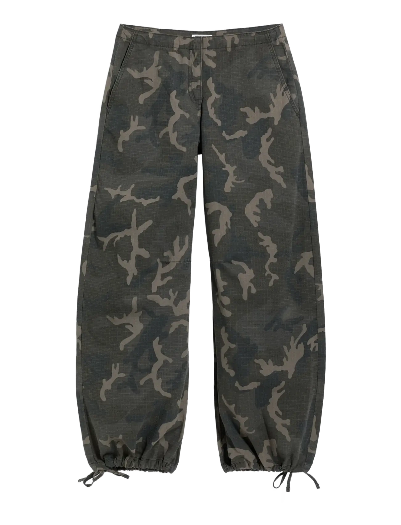 Weekday - Low Rise Baggy Ripstop Trousers - cargo-hosen - camo - 1