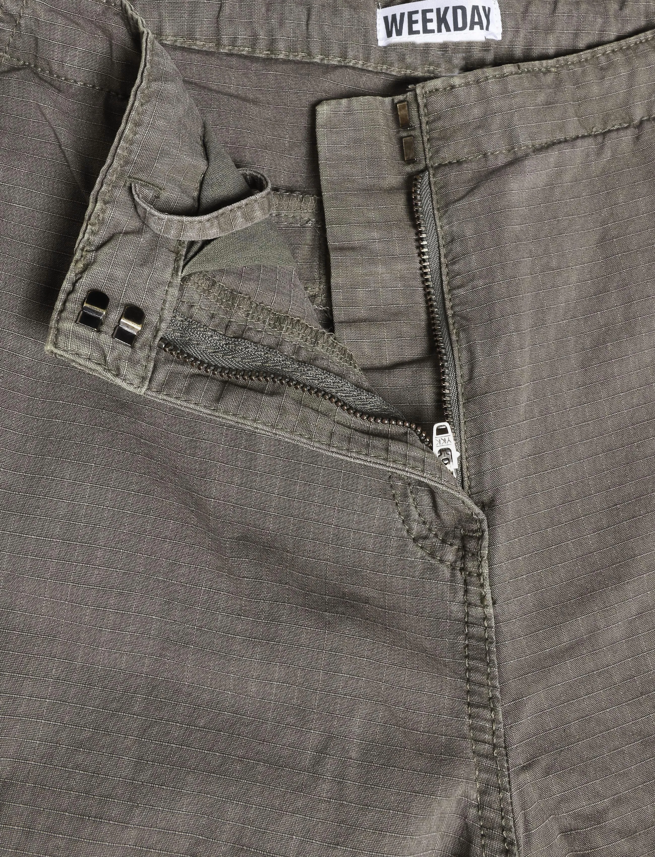 Weekday - Low Rise Baggy Ripstop Trousers - cargo-hosen - khaki green wash - 2