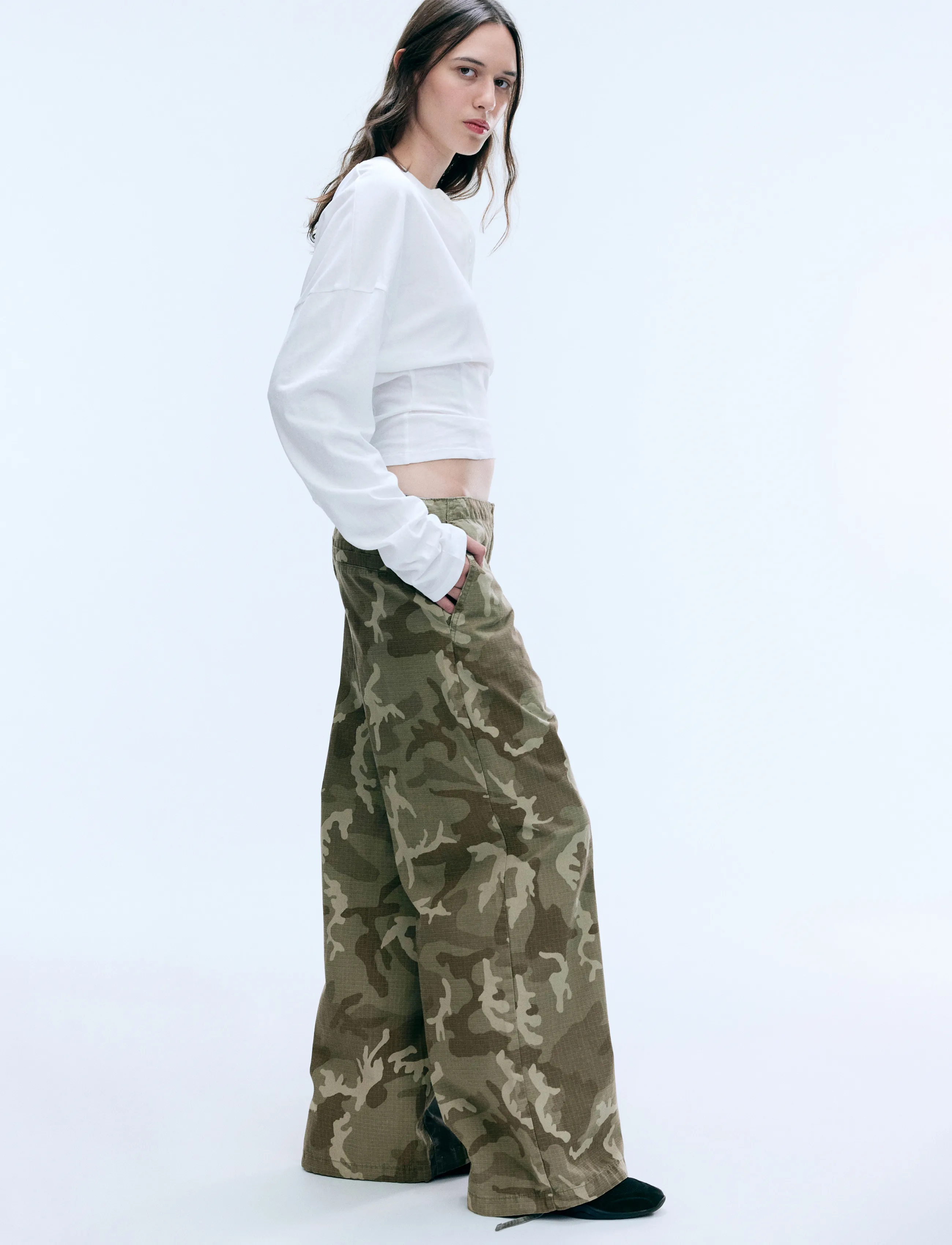 Weekday - Low Rise Baggy Ripstop Trousers - cargobukser - washed camo print - 4